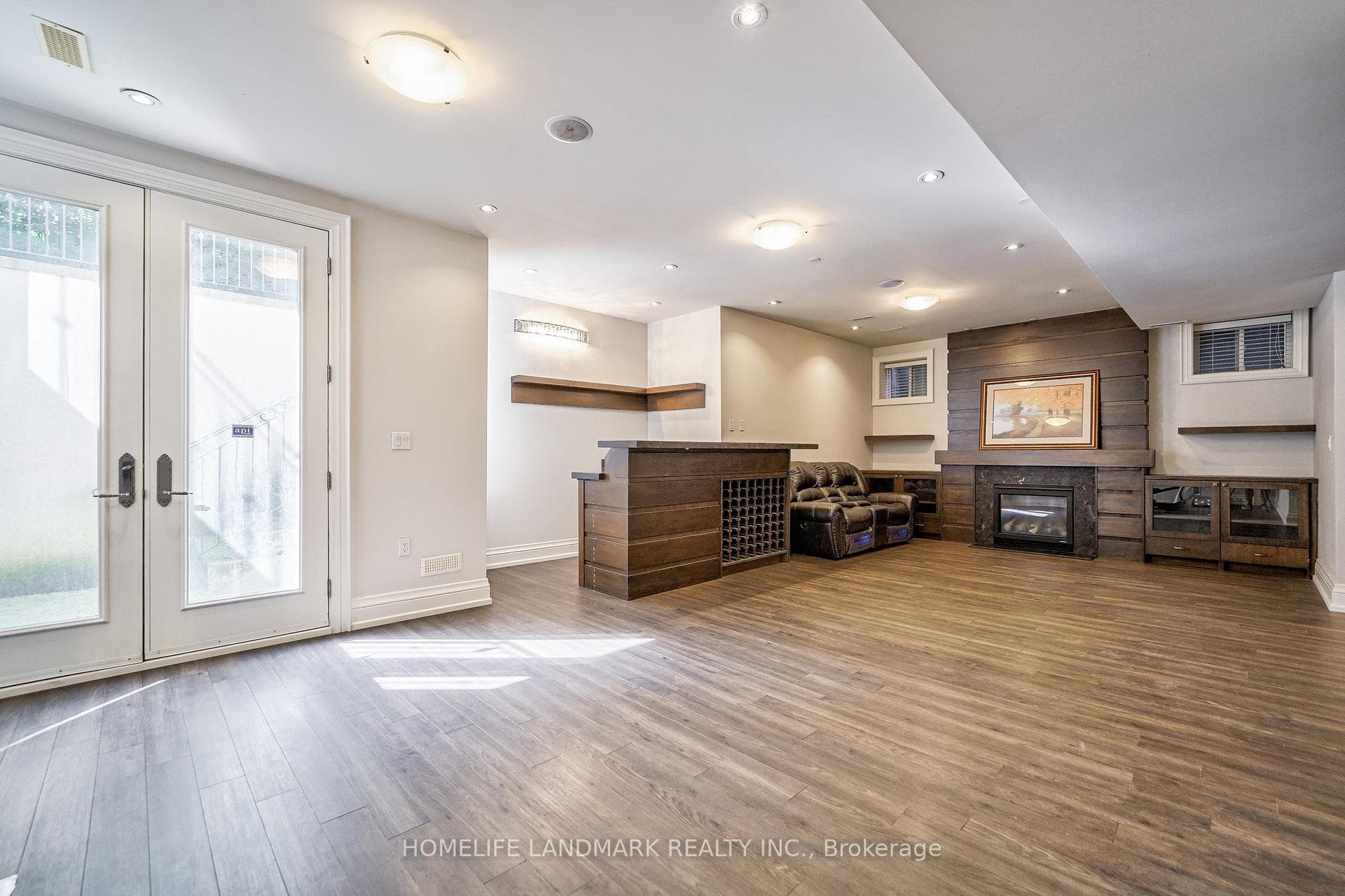63 Meadowview Avenue photo 29