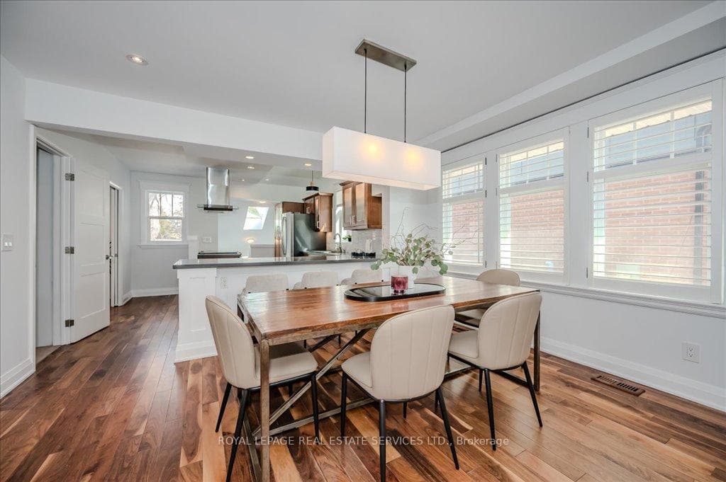 53 Wesley Avenue photo 13