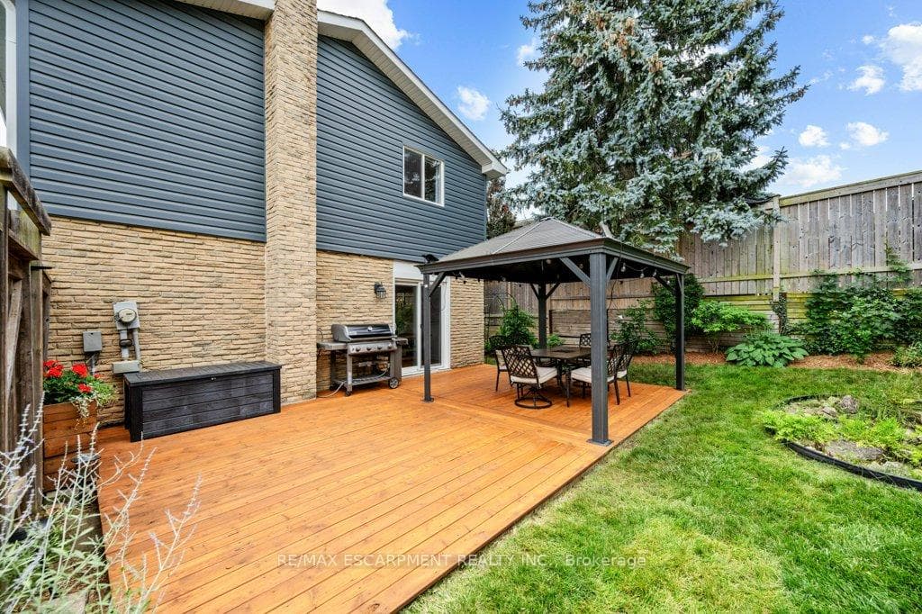 2196 Fairchild Boulevard photo 34