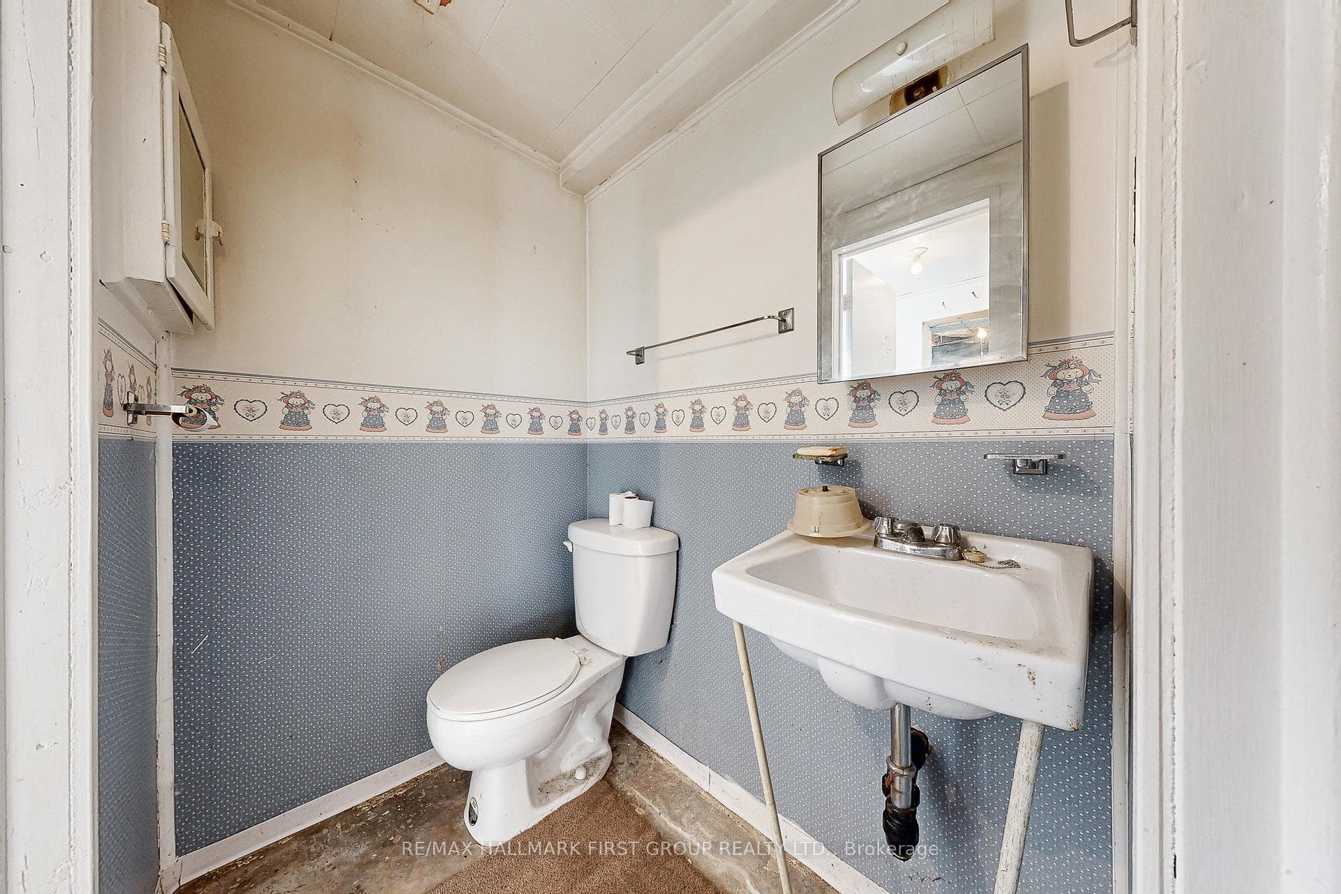 14 Heatherwood Road photo 37