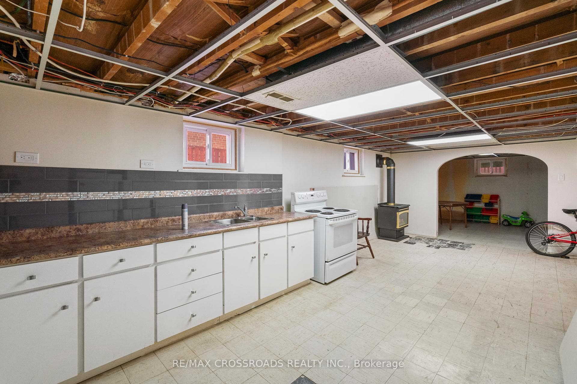 114 Glenshephard Drive photo 18