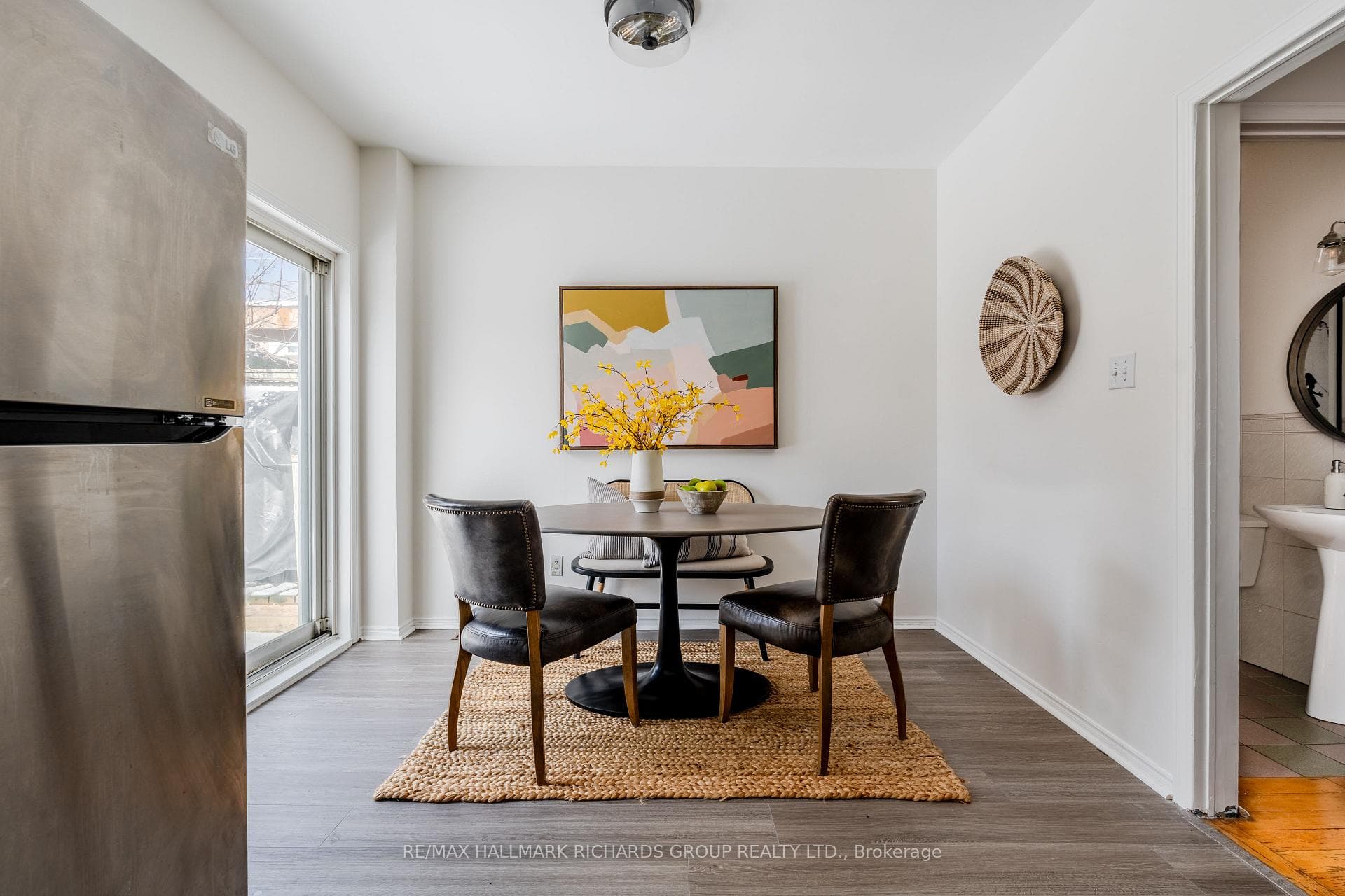 84 Glenside Avenue photo 9