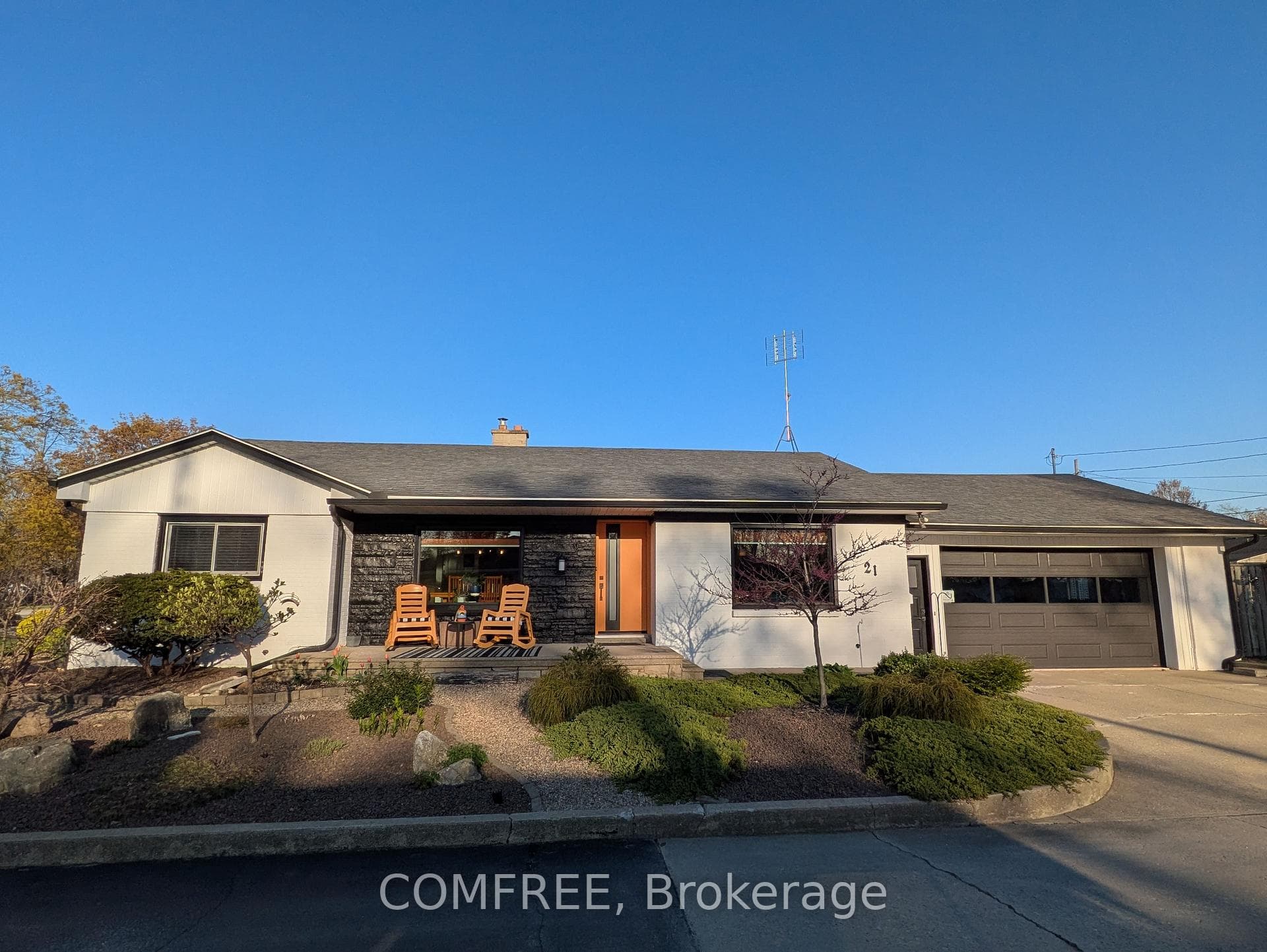 21 Seacliff Drive photo 2