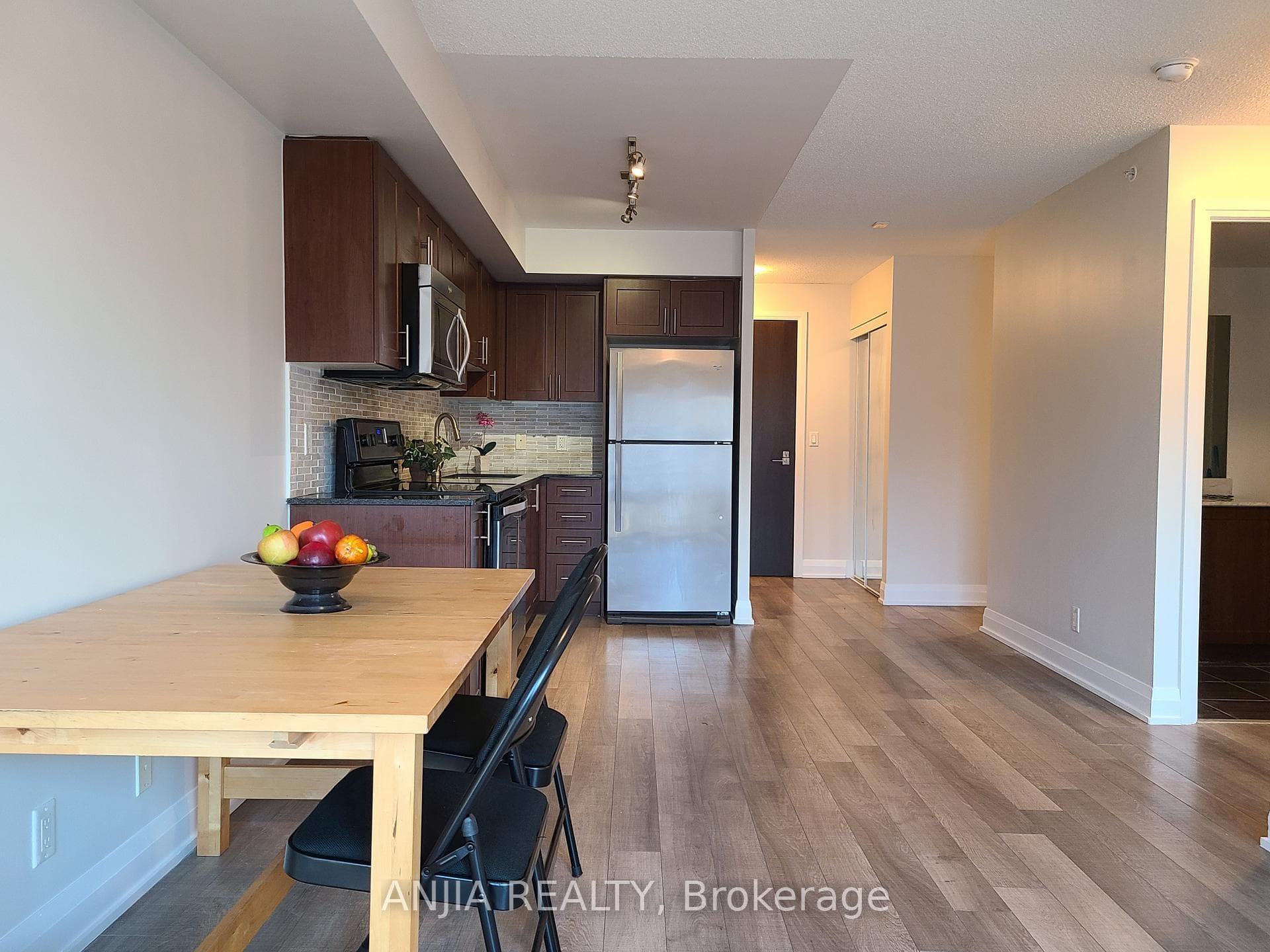 376 Highway 7 N/A Unit #319 photo 12