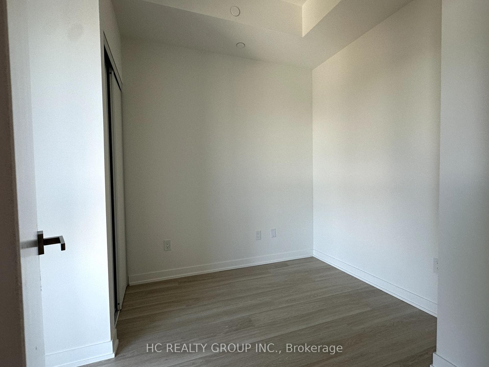 500 Wilson Avenue Unit 810 photo 7