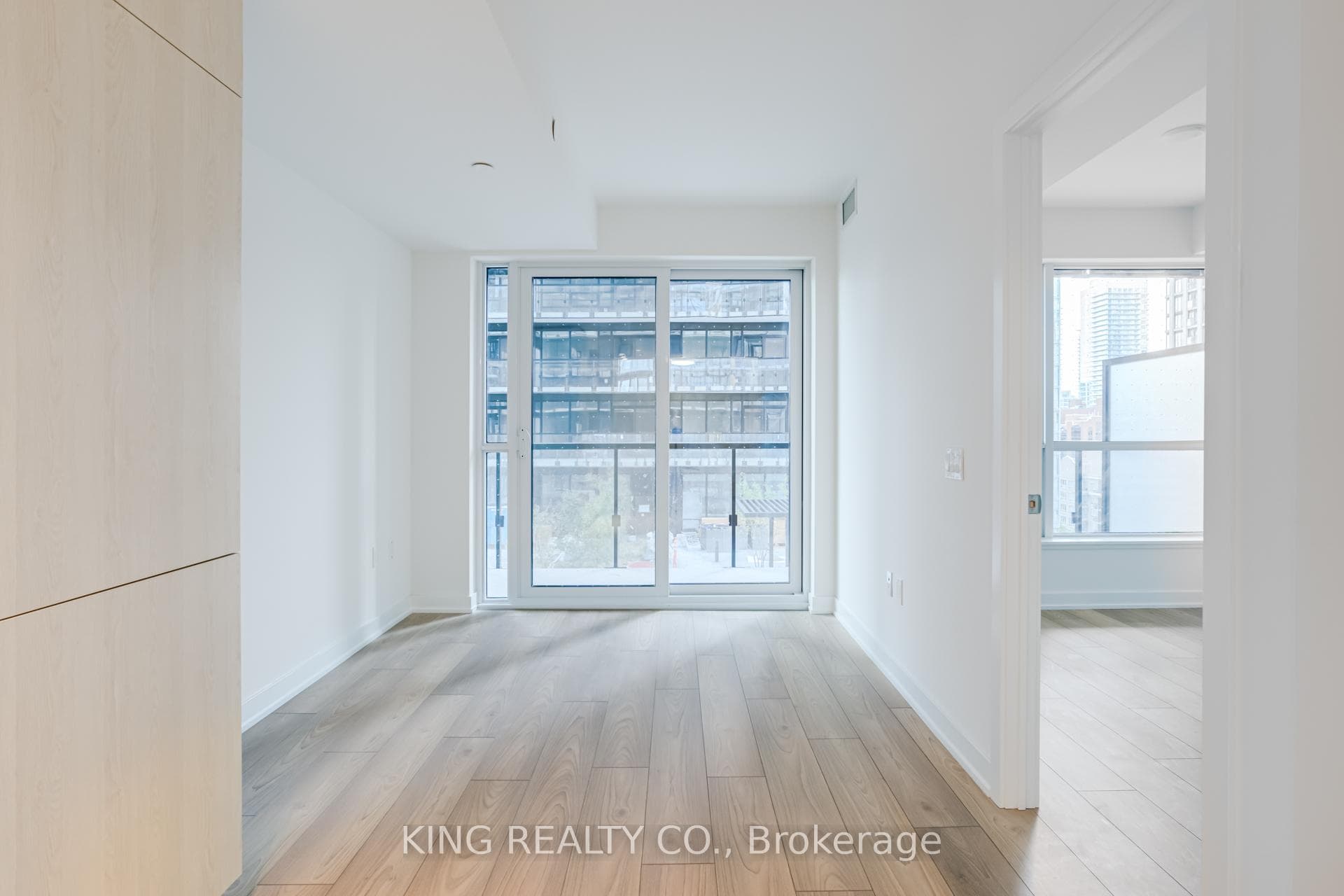 120 Broadway Avenue Unit 1009 photo 28