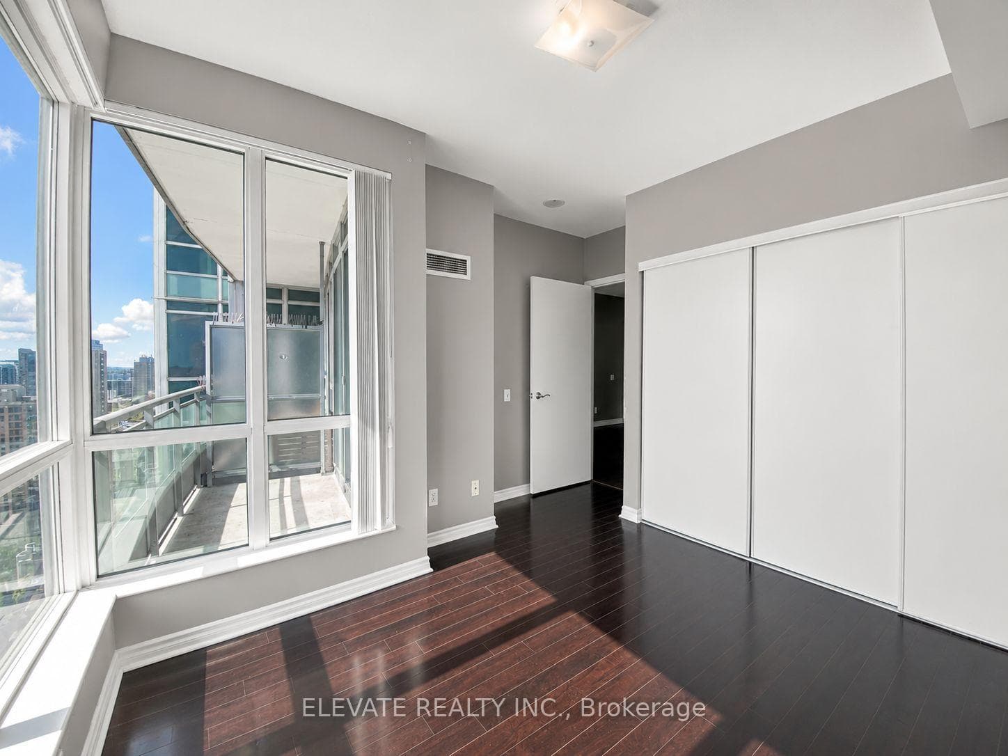 60 Byng Avenue Unit 2401 photo 3