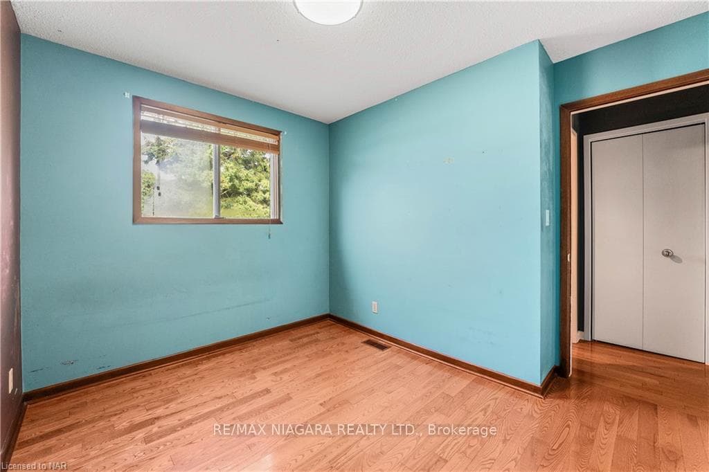 90 NORTHGATE Drive photo 21