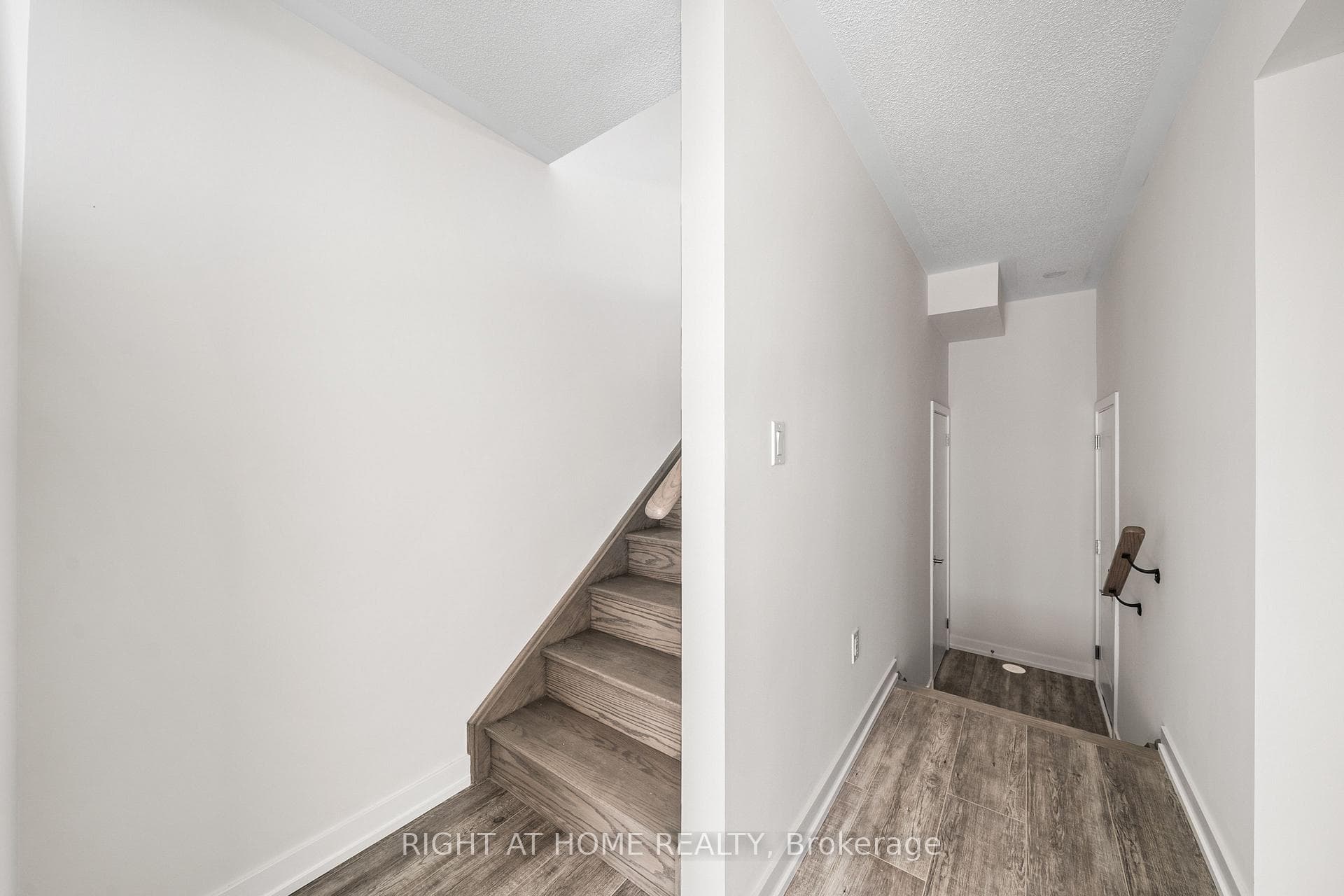 1355 Shevchenko Boulevard photo 15