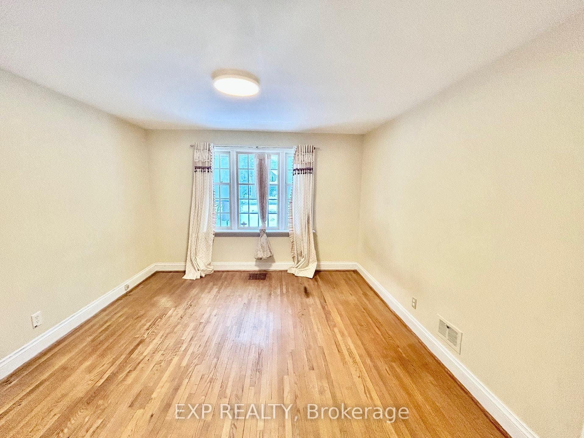 274 Island Park Drive photo 29