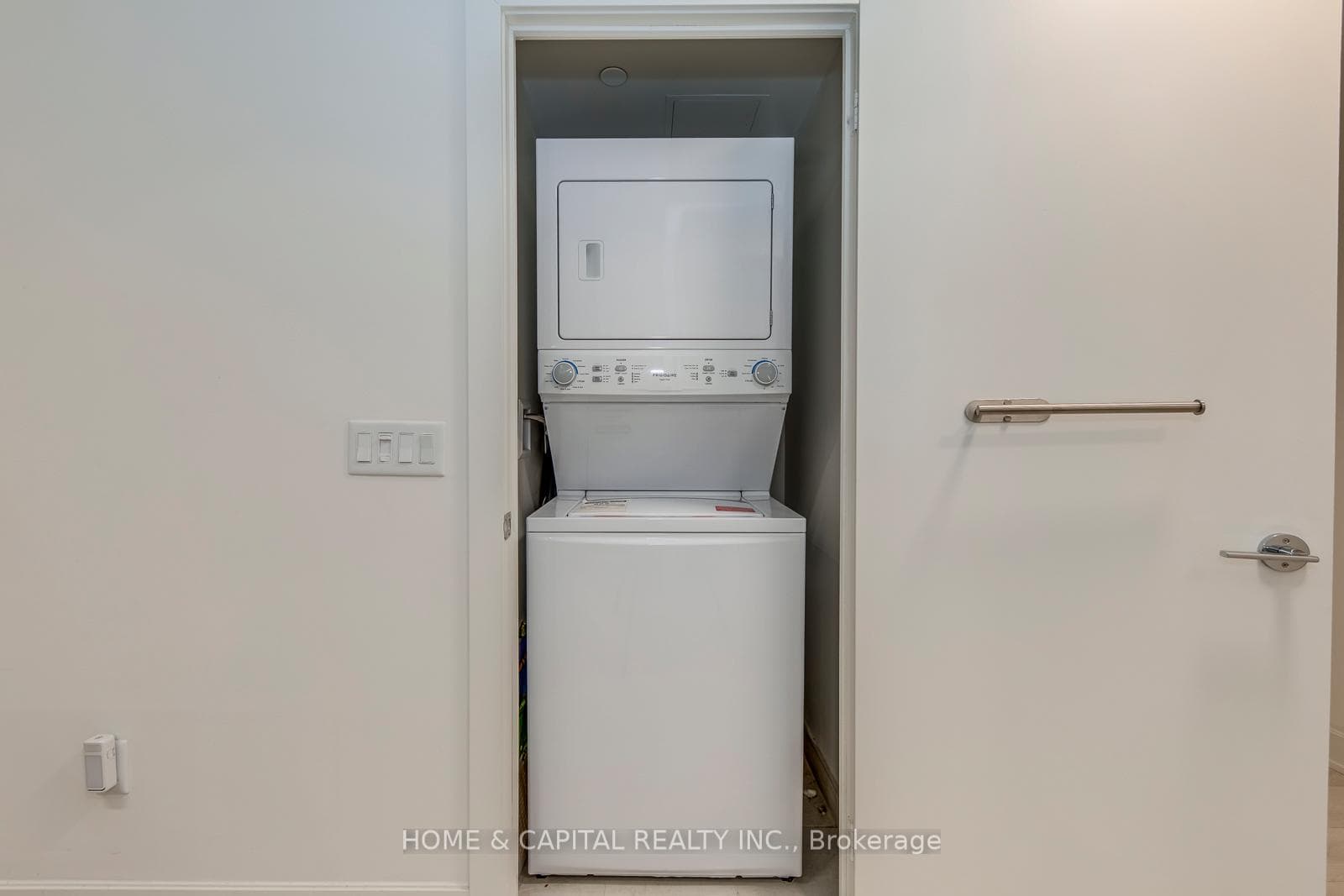 15 MERCER Street Unit 403 (Furnished) photo 21