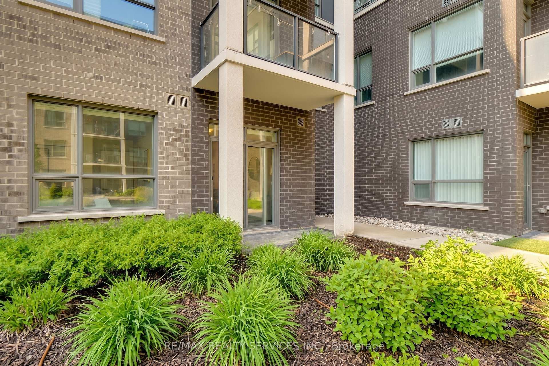 5055 Greenlane Road Unit 136 photo 23