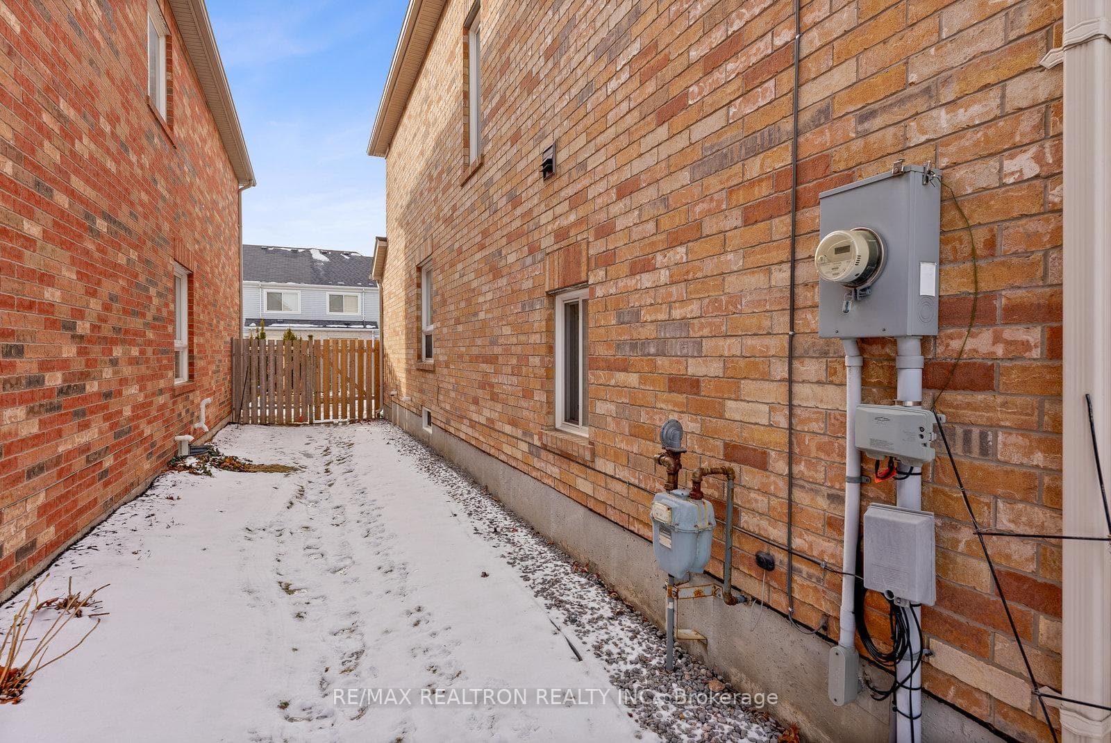 943 Fetchison Drive photo 33