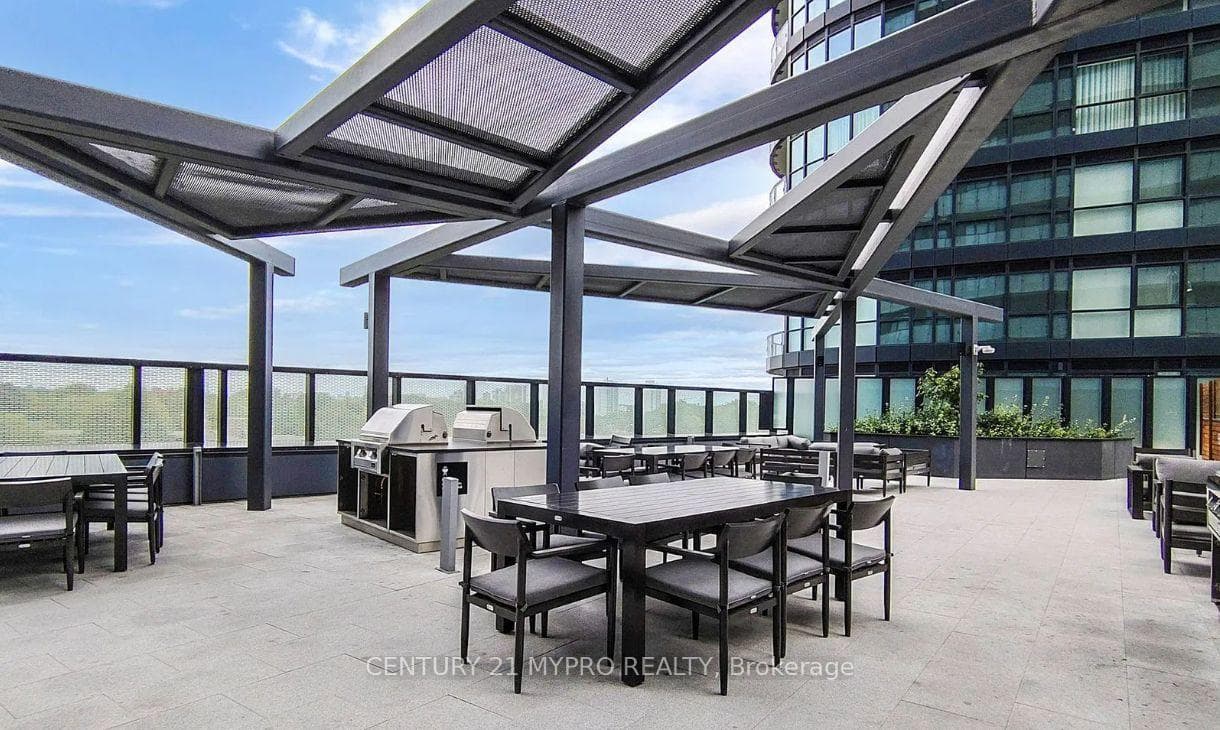 575 Bloor Street Unit 2309 photo 17