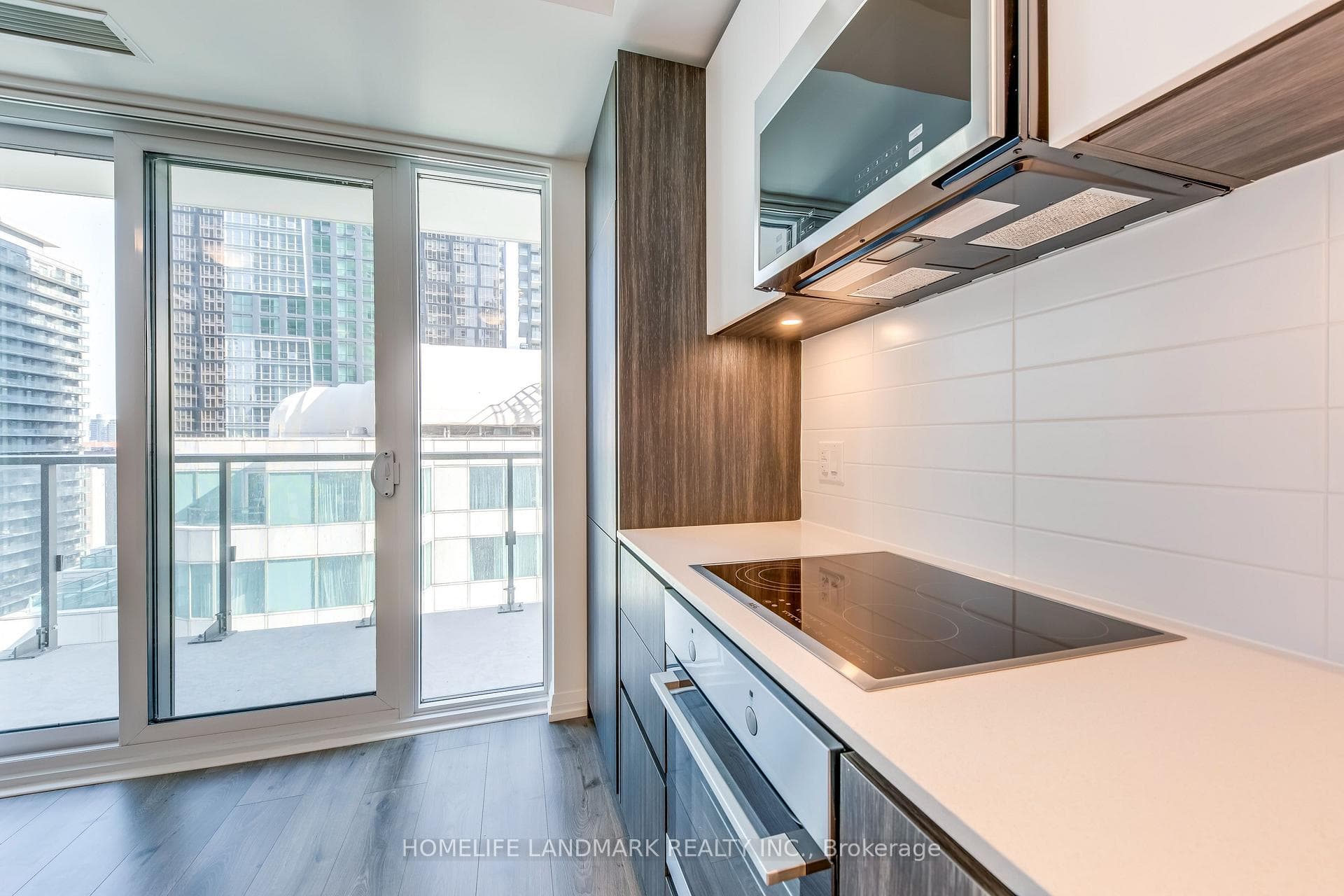 8 Widmer Street Unit 2411 photo 4