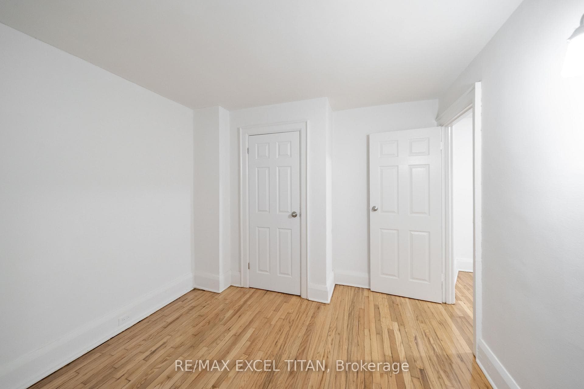 10 Kingston Road Unit 80 photo 5