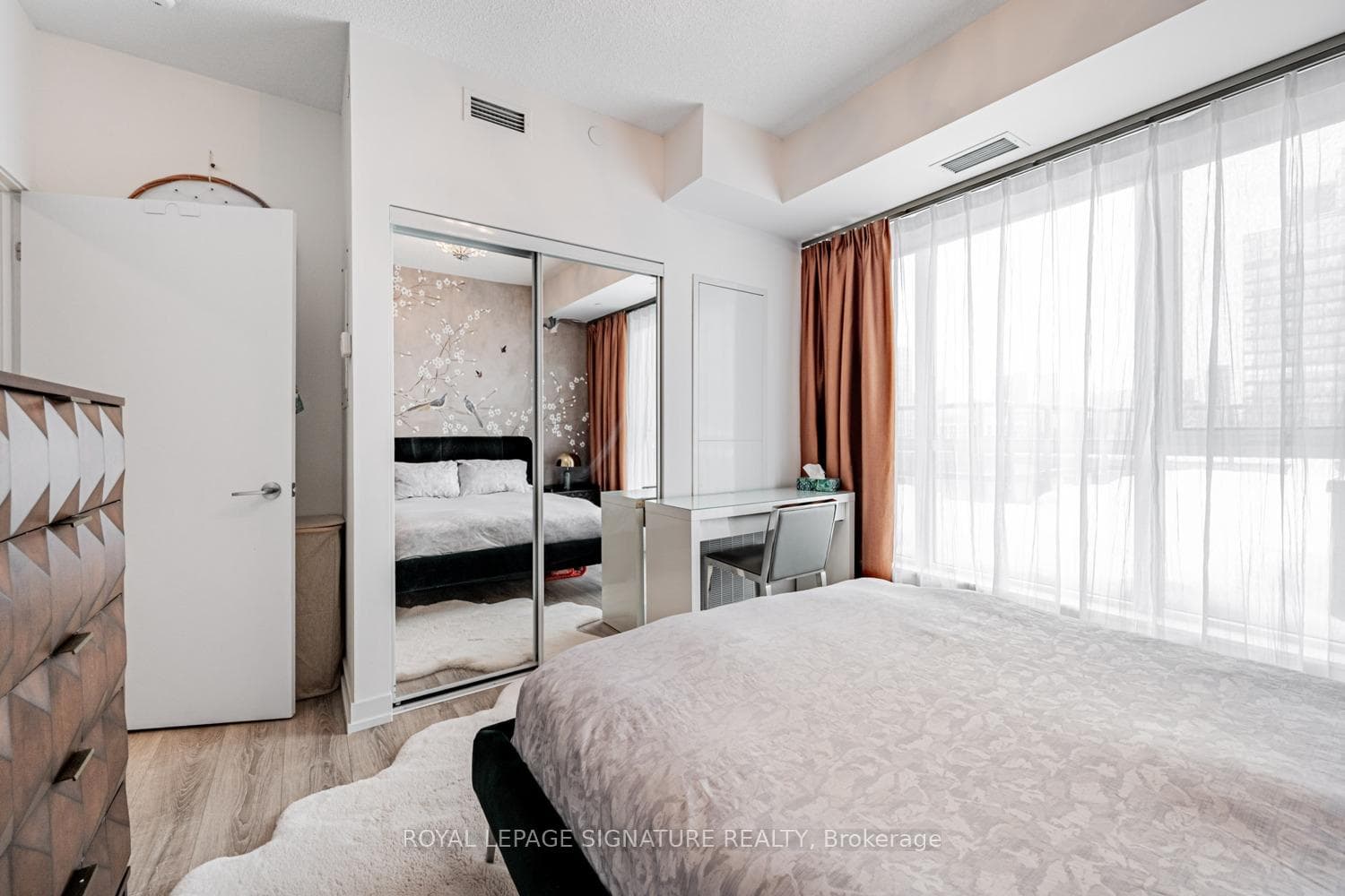 200 Sackville Street Unit 1207 photo 17
