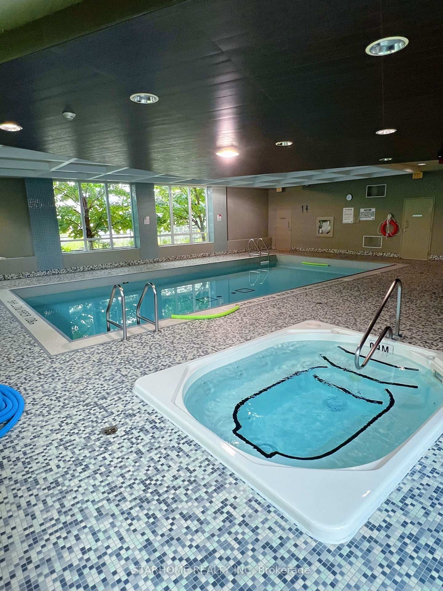 88 Grangeway Avenue Unit 1207 photo 13