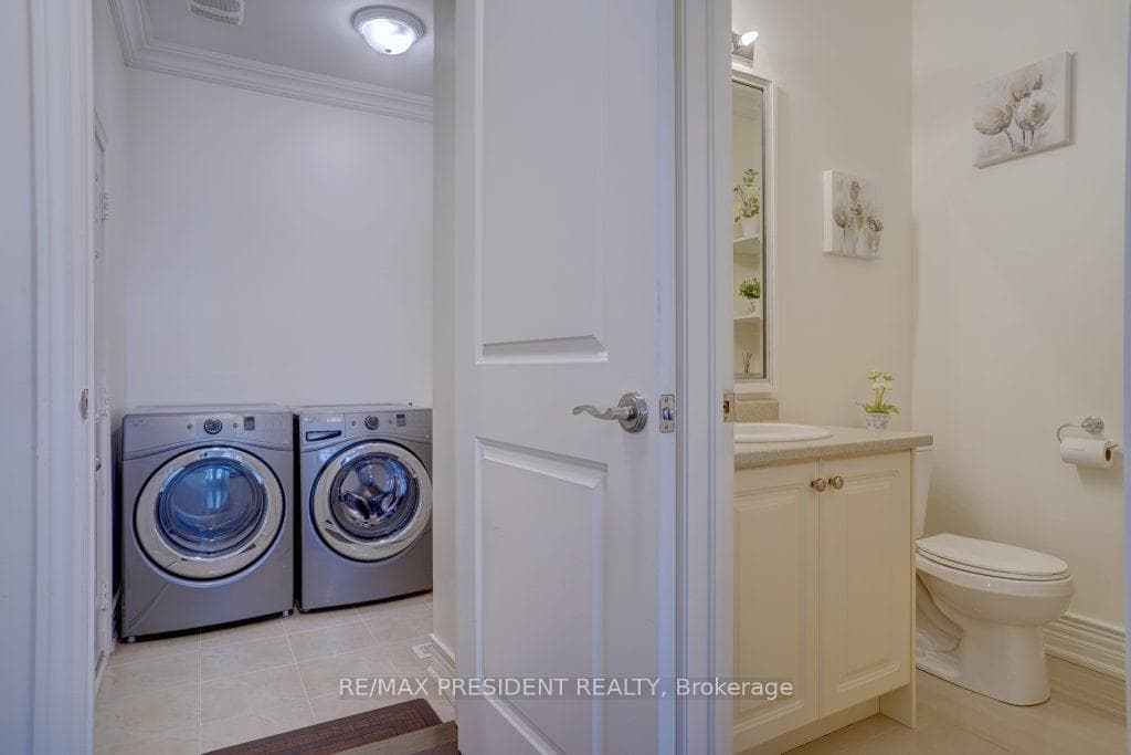 14 Burlwood Road photo 19