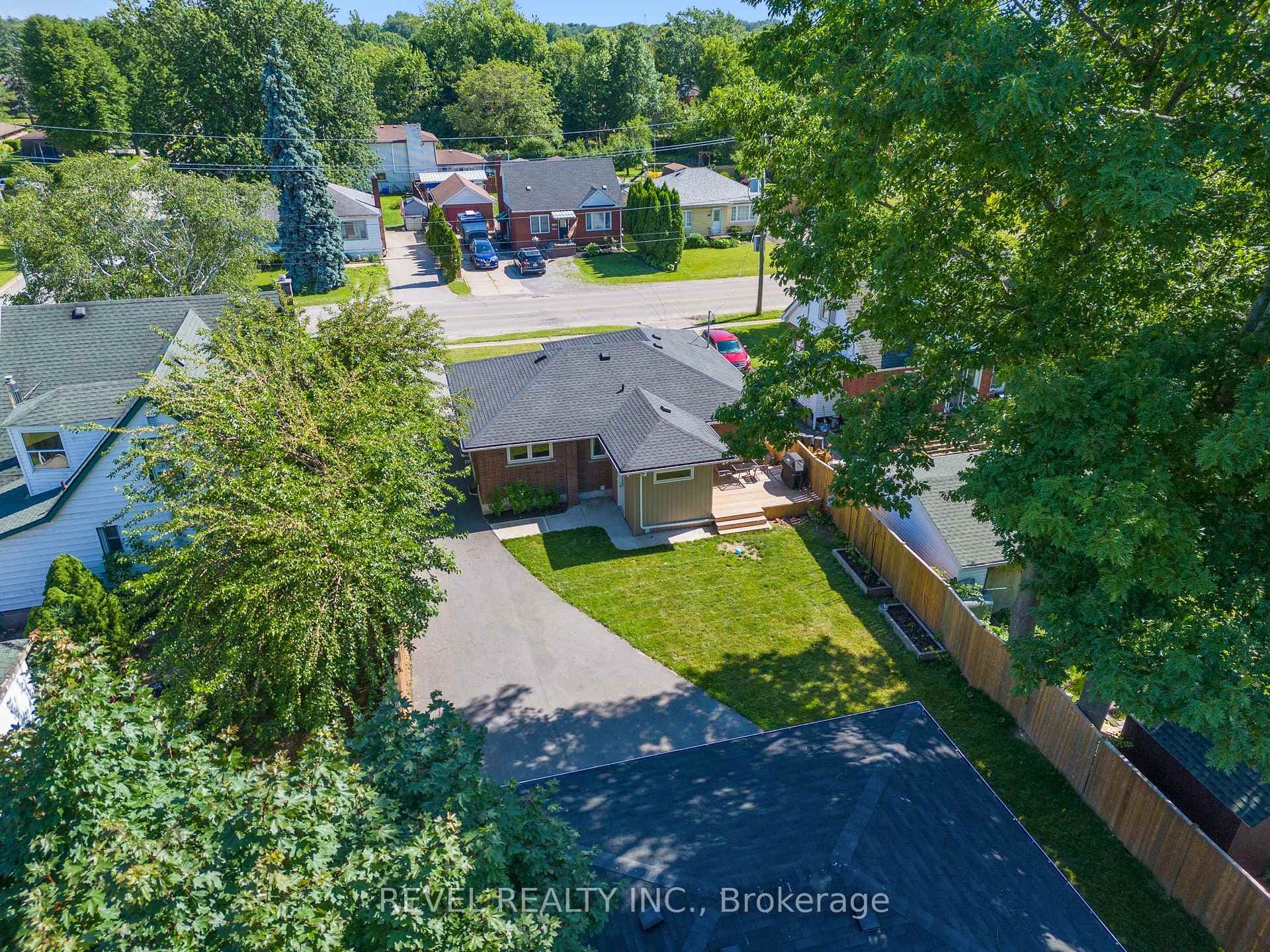 6821 Riall Street photo 40
