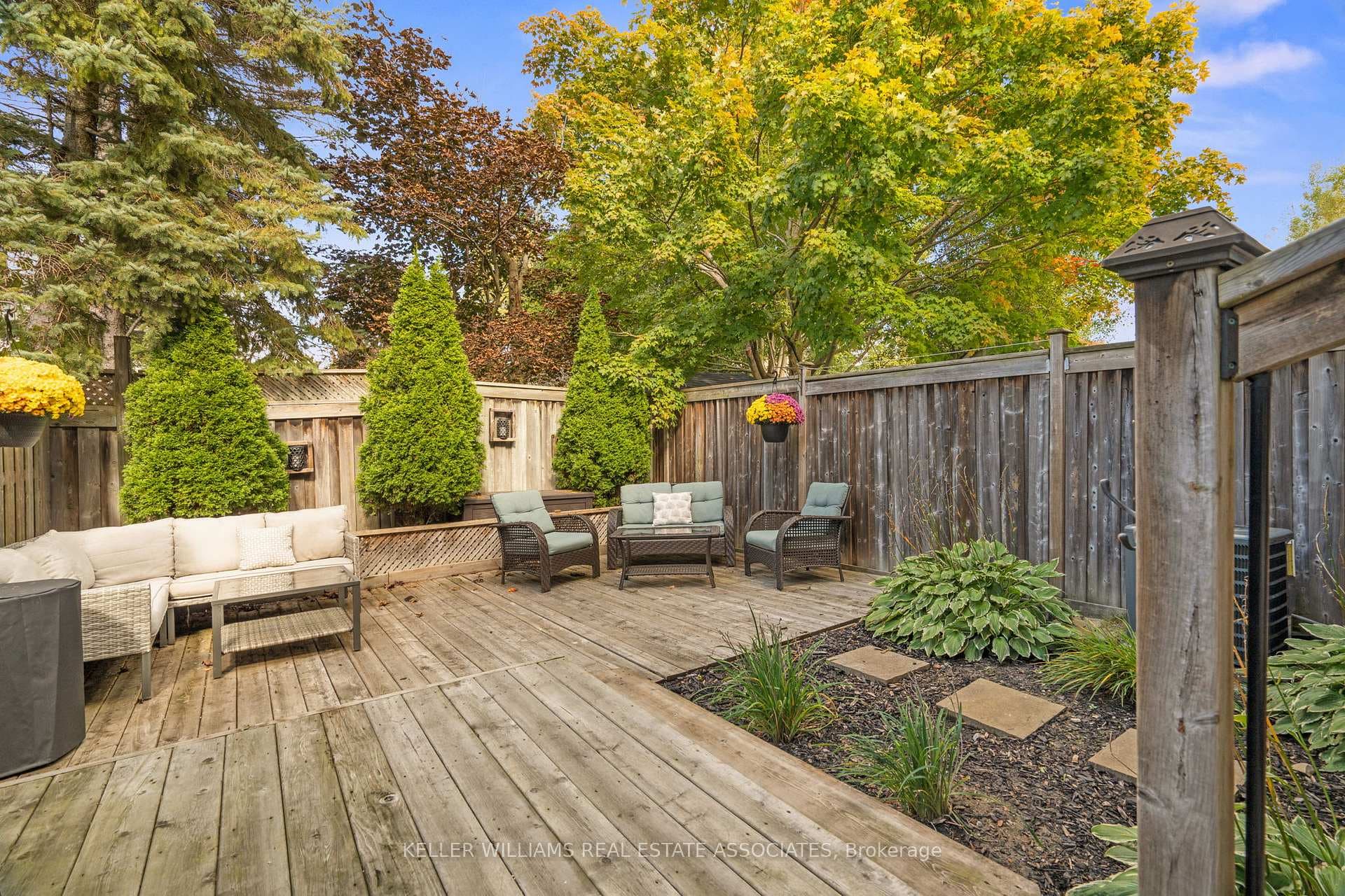 152 Richfield Square photo 26