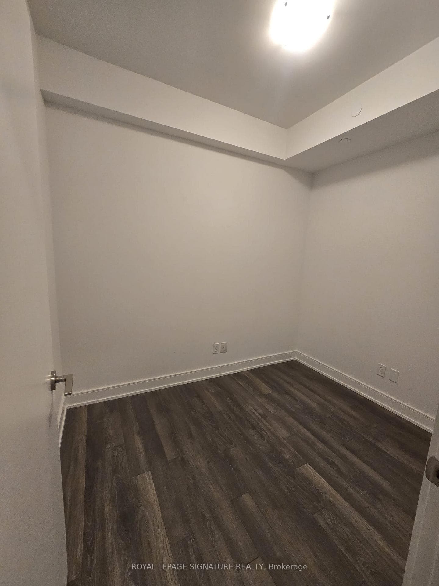 1350 Ellesmere Road Unit 522 photo 4