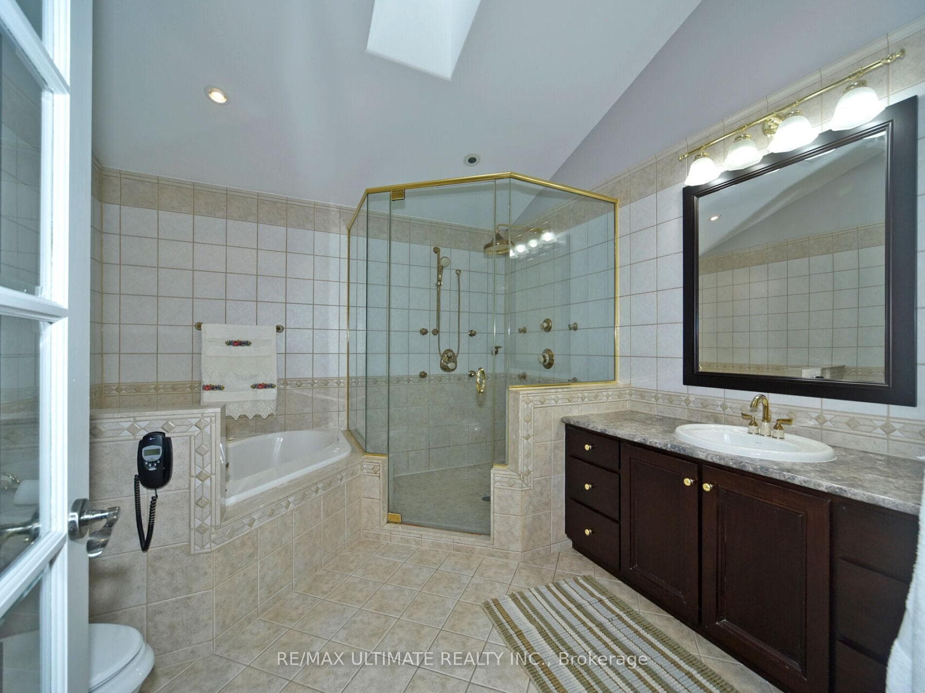 2814 Purvis Street photo 32