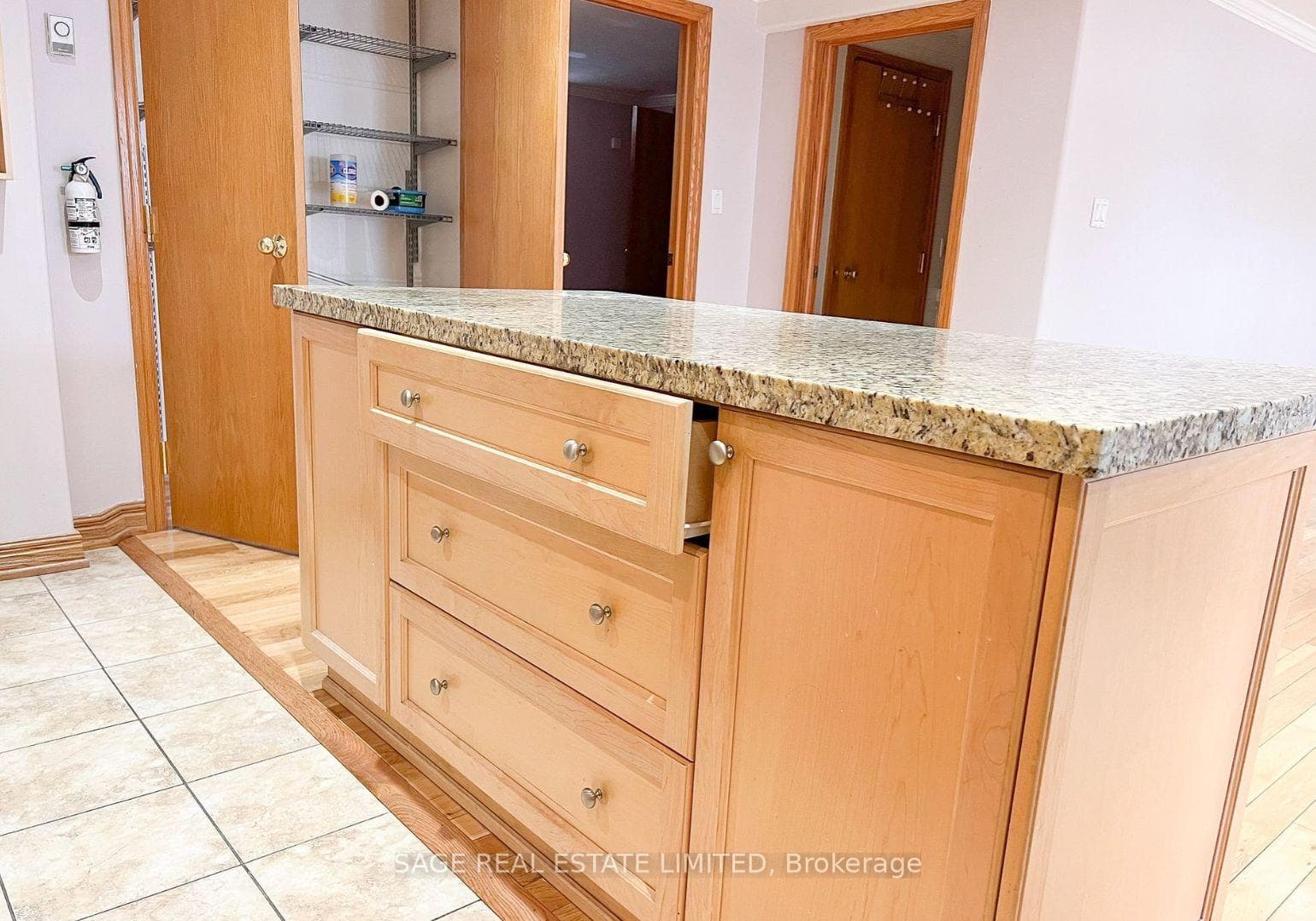 50 Jane Street Unit Unit B photo 3
