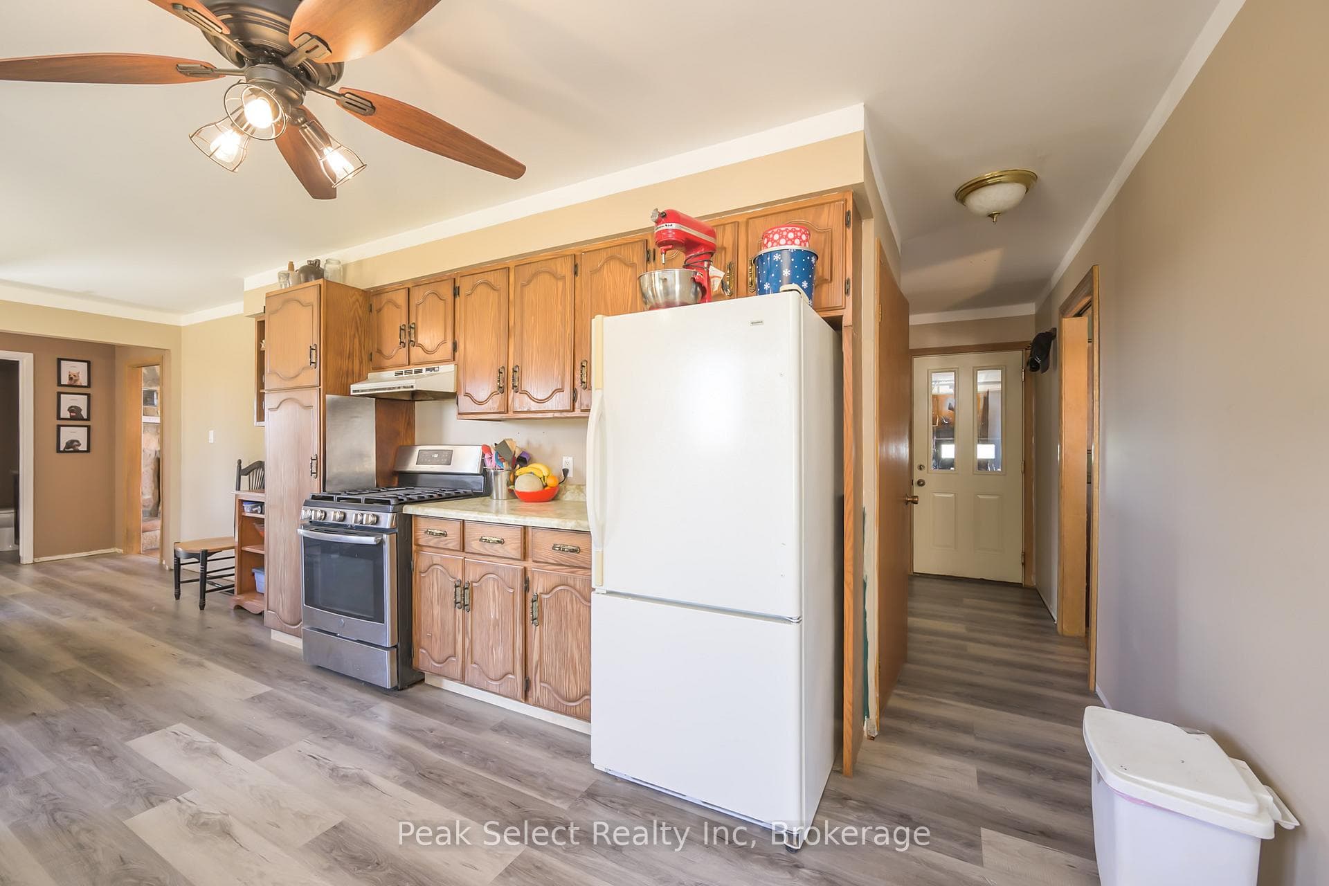 20076 Cherryhill Road photo 31