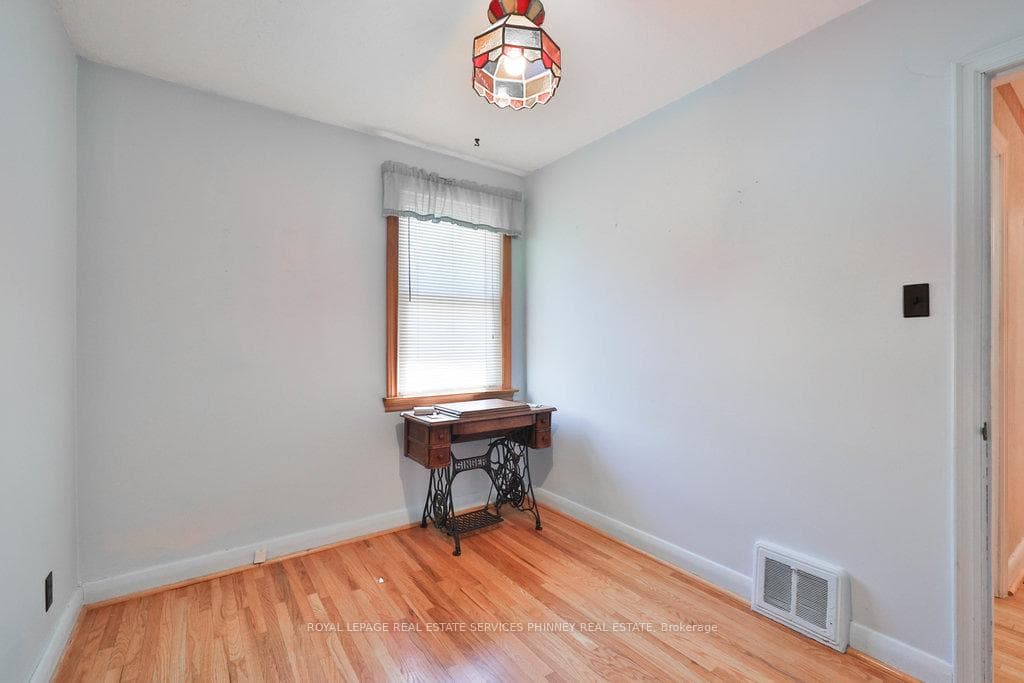 72 Oriole Avenue photo 13