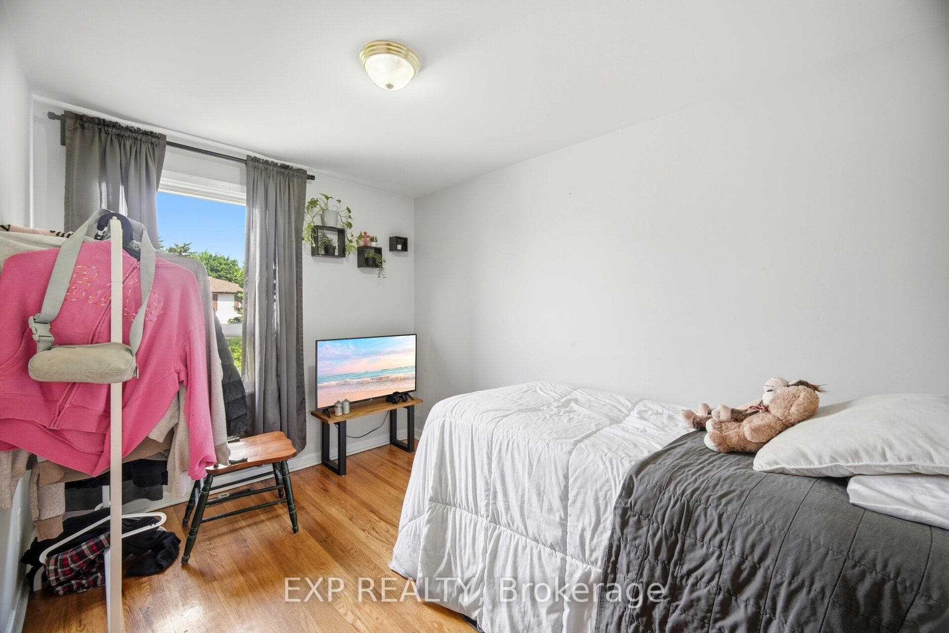 33 Earlsdale Crescent photo 23