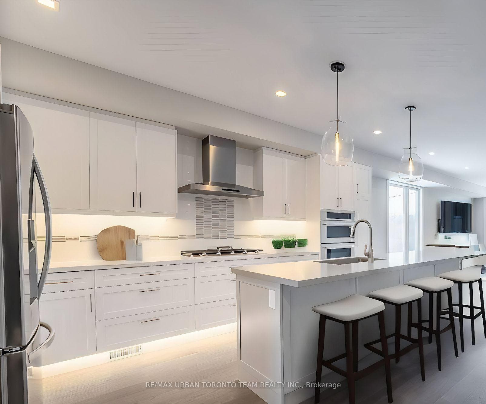 3511 St Clair Avenue photo 9