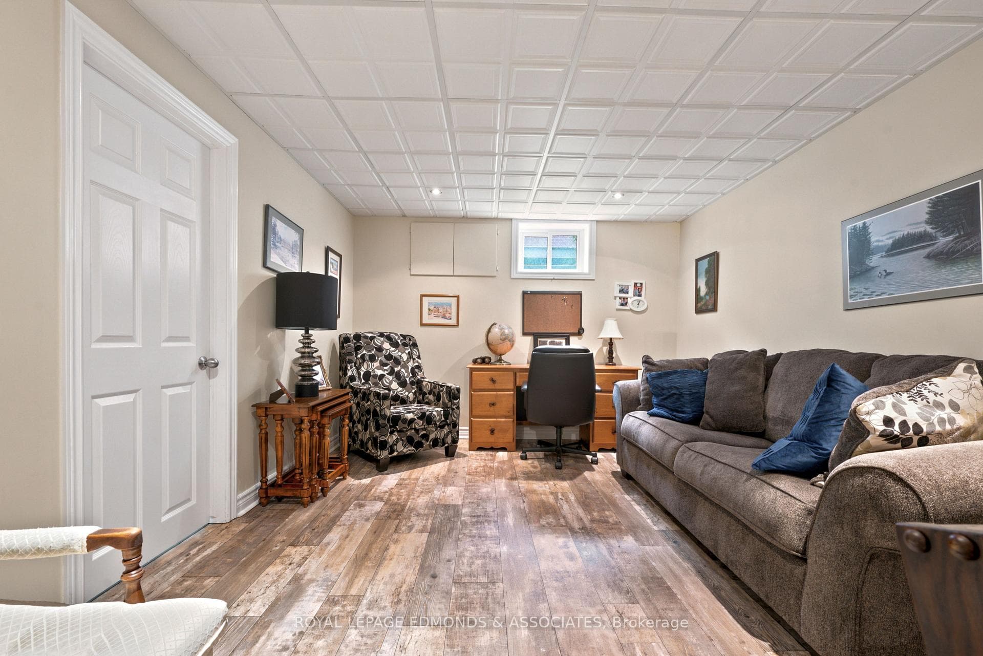 532 Herbert Street photo 38