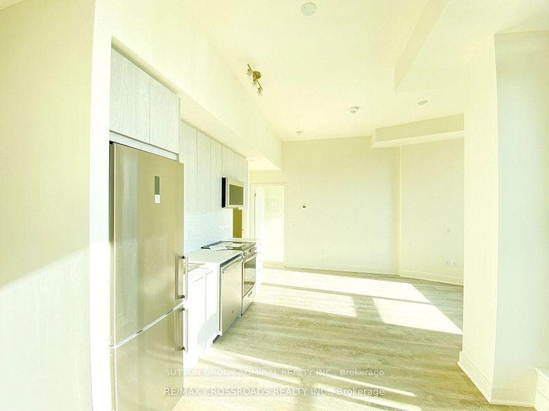 185 Deerfield Road Unit 119 photo 3