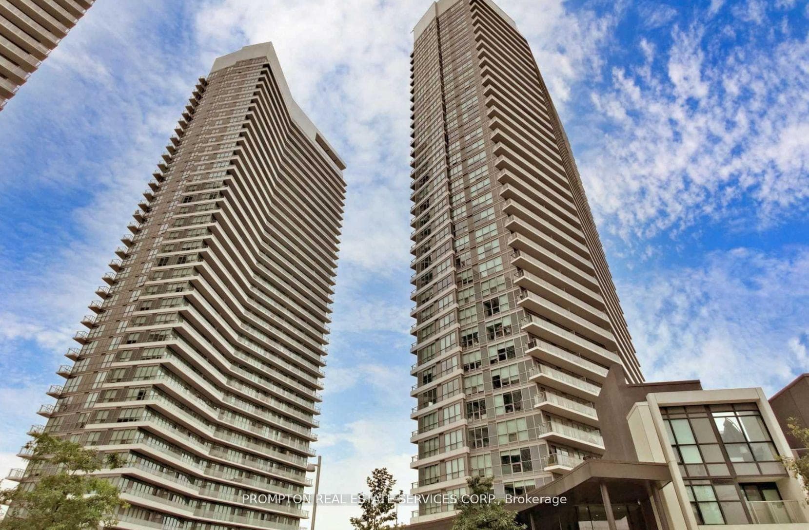 115 McMahon Drive Unit 201 photo 1