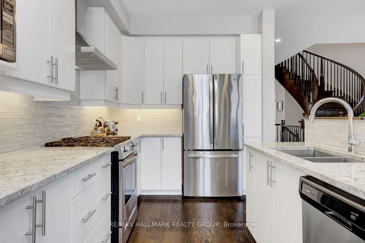 317 Lysander Place photo 13