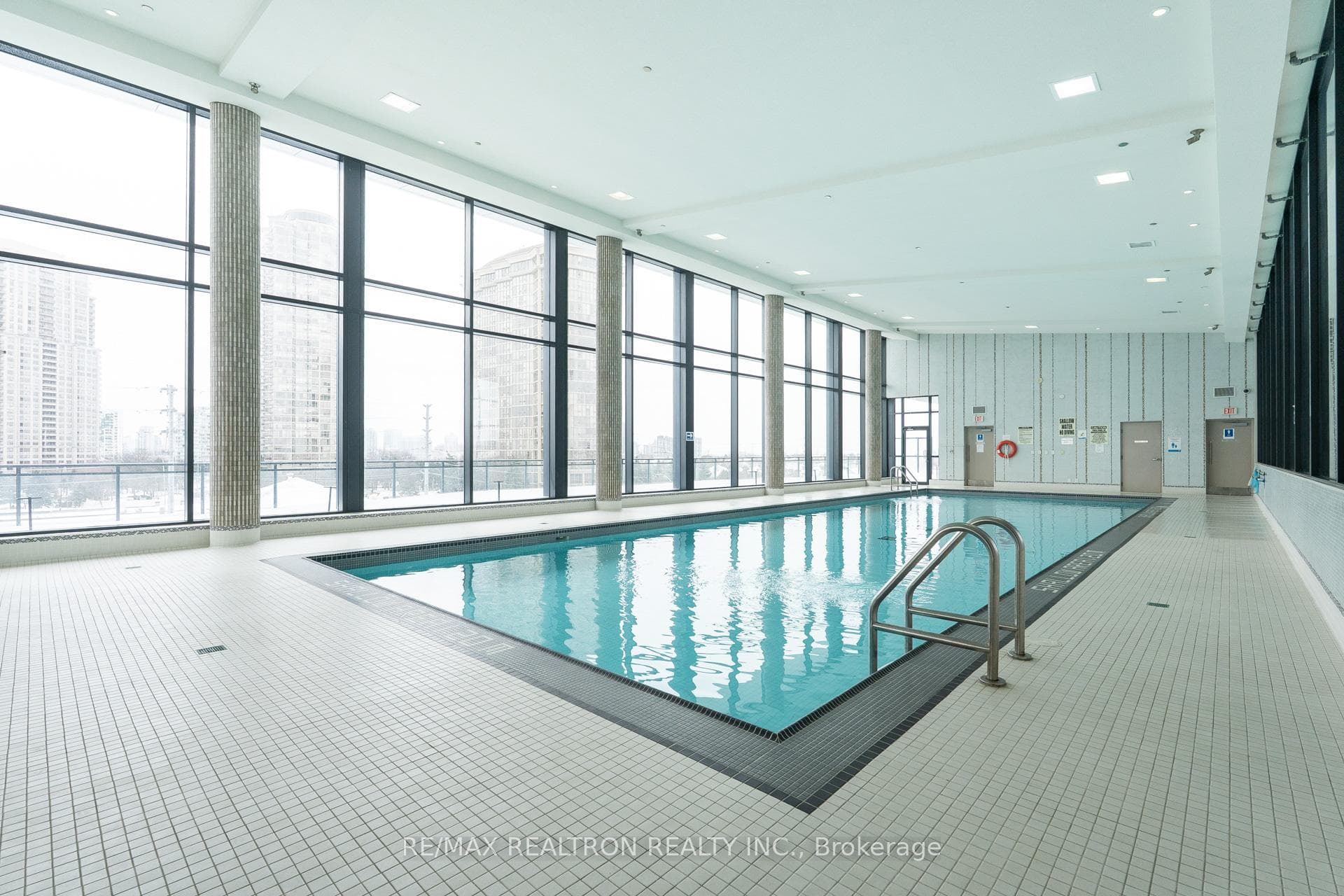 55 Eglinton Avenue Unit 1001 photo 14