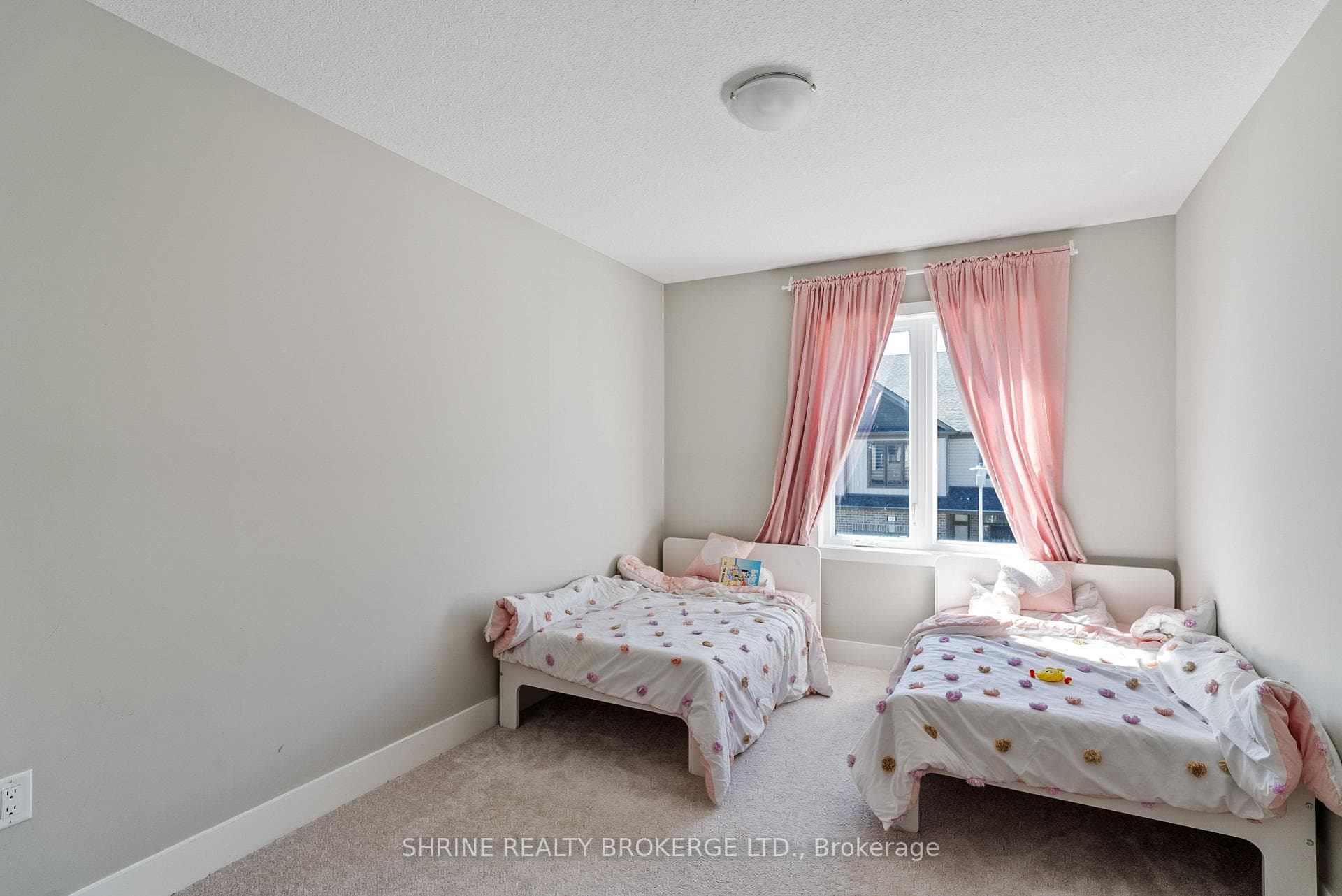 745 Chelton Road Unit 9 photo 29