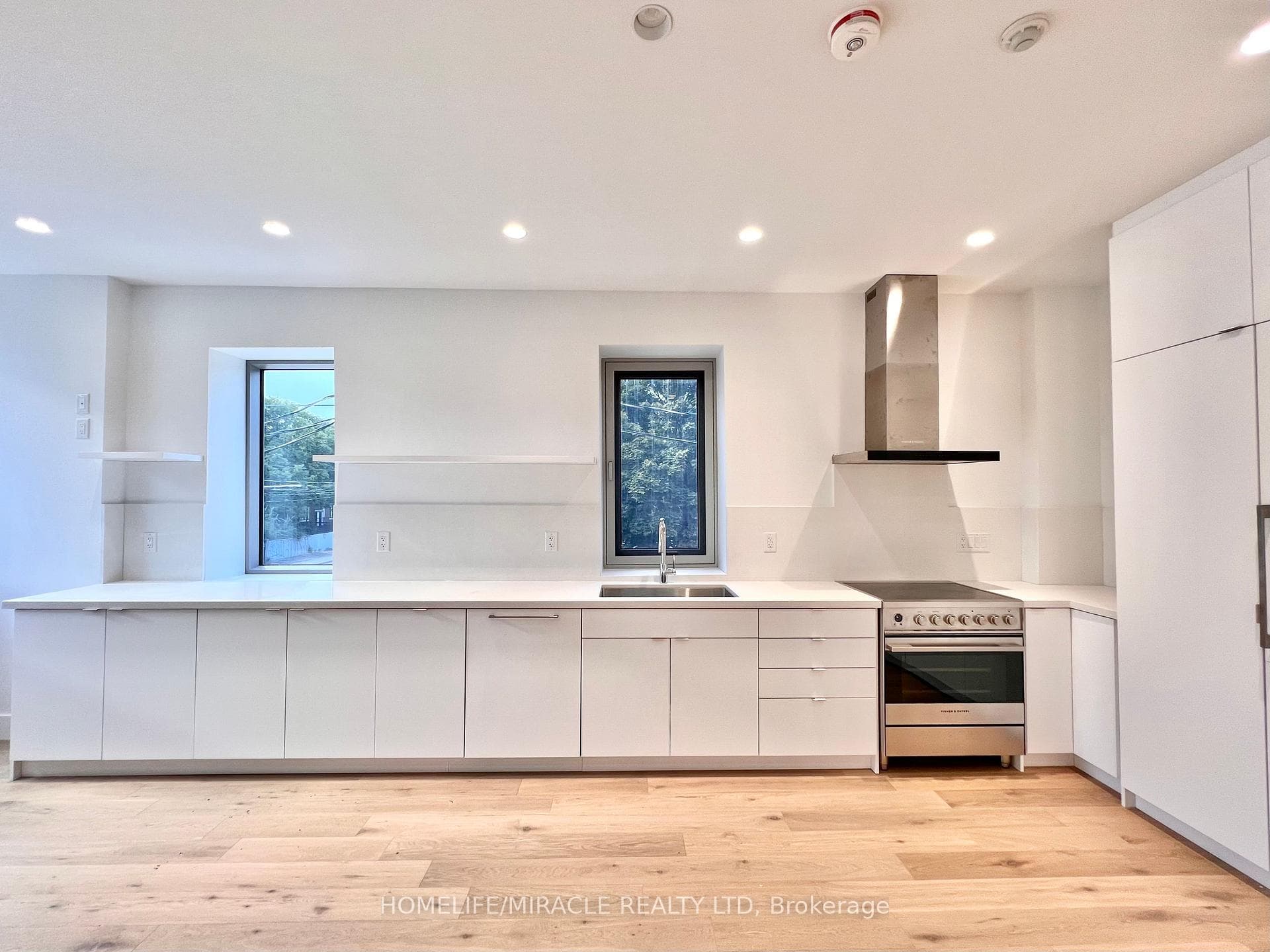 299 Ossington Avenue Unit Unit 1 photo 3