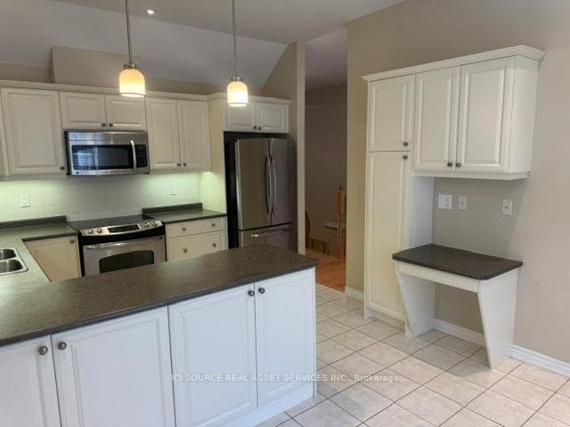 19 Leland Lane photo 7