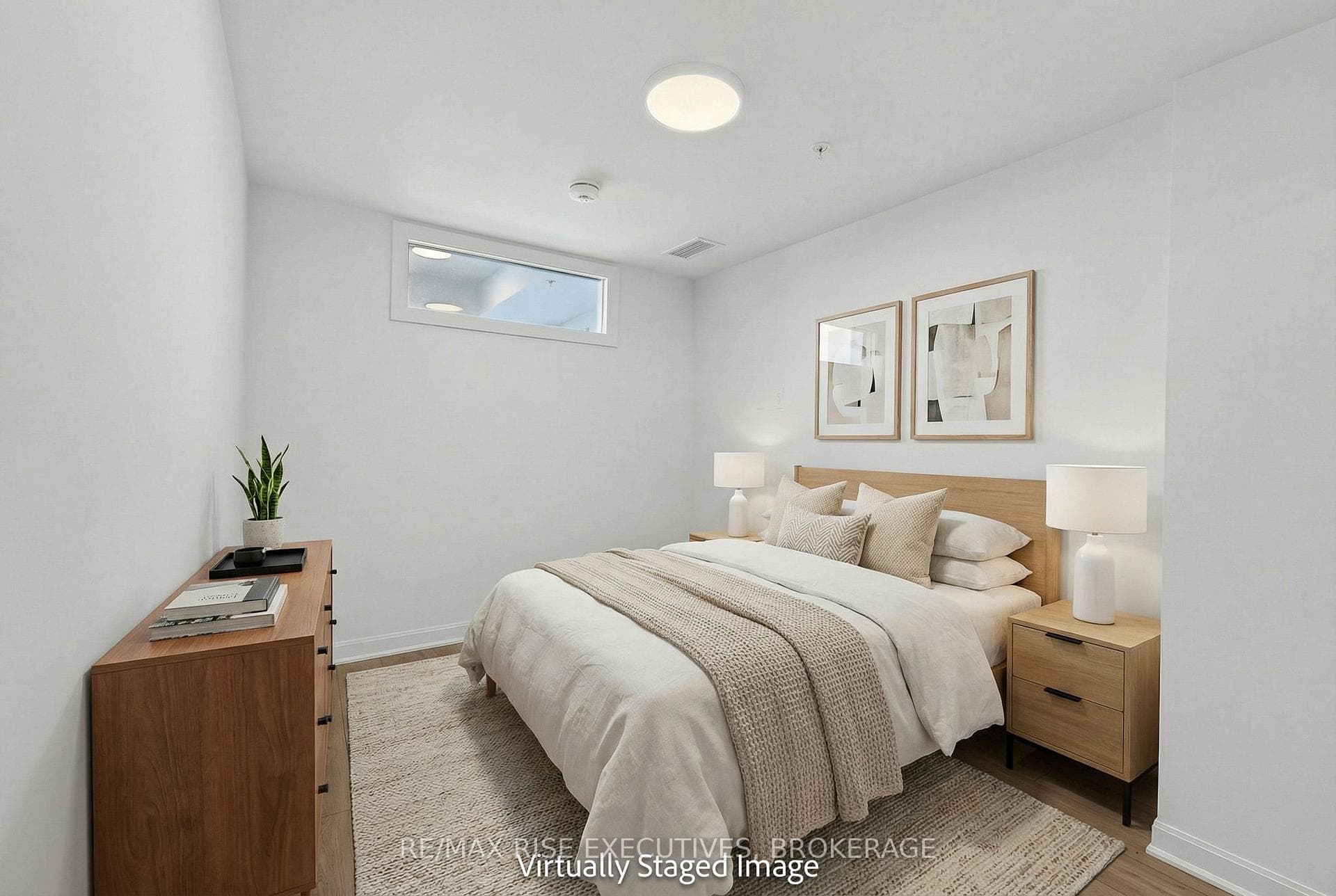 223 Princess Street Unit 813 photo 9