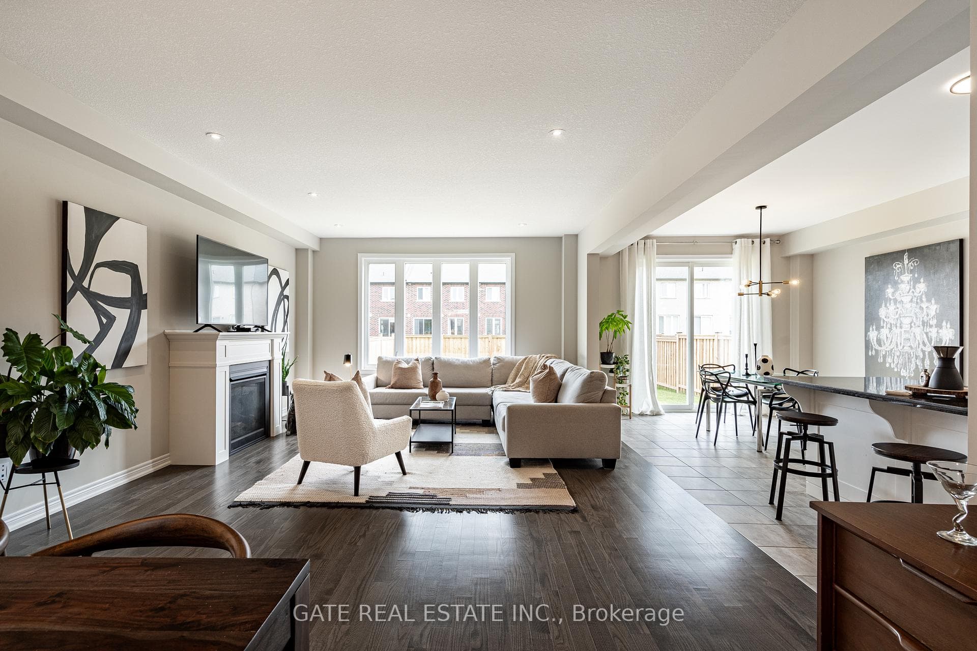 58 Robertson Road photo 8