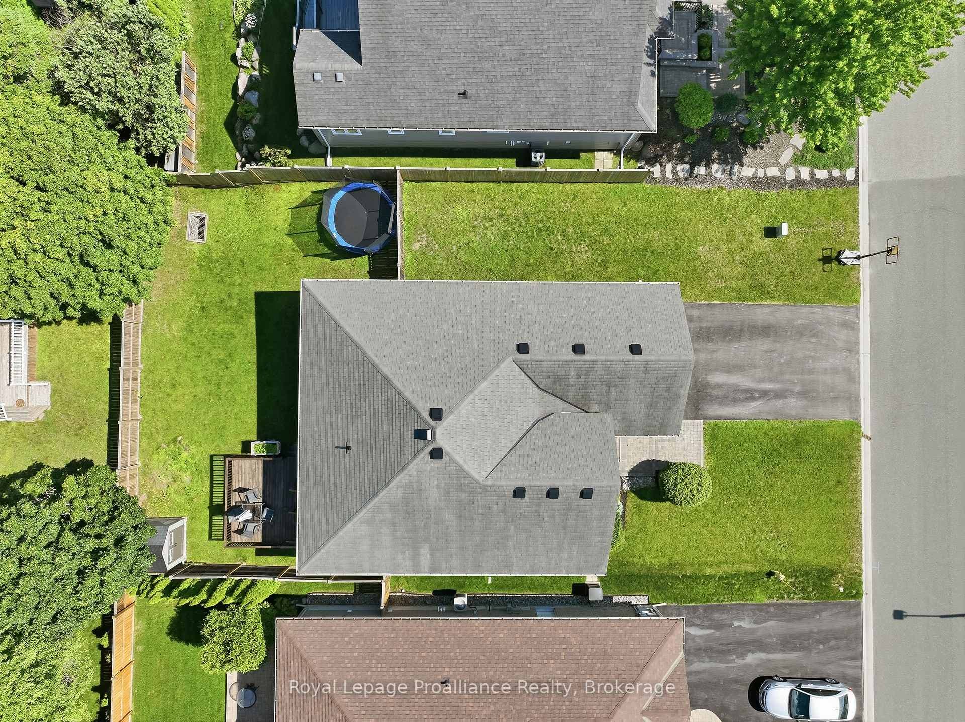 35 Ward Drive photo 40
