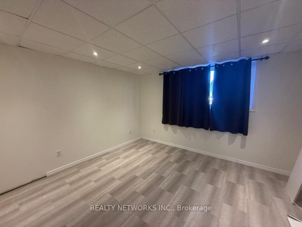 127 Jv Bonhomme Boulevard photo 14