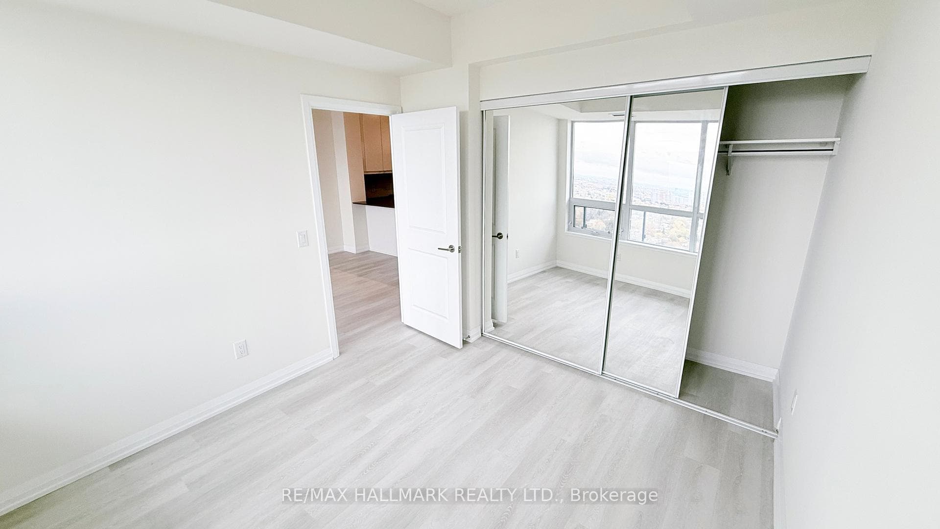 3260 Sheppard Avenue Unit 2203 photo 22