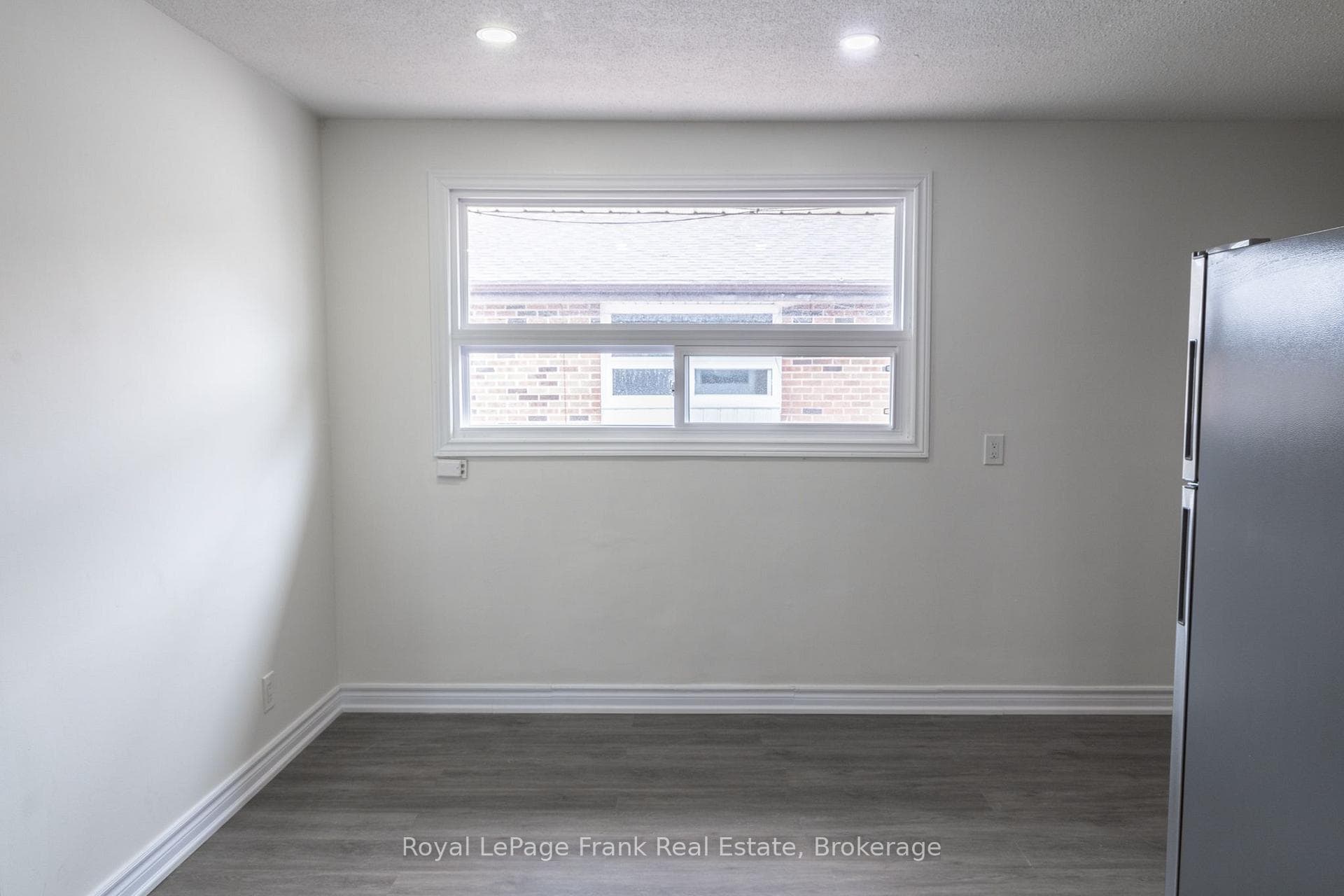 86 Mary Street Unit 6 photo 8