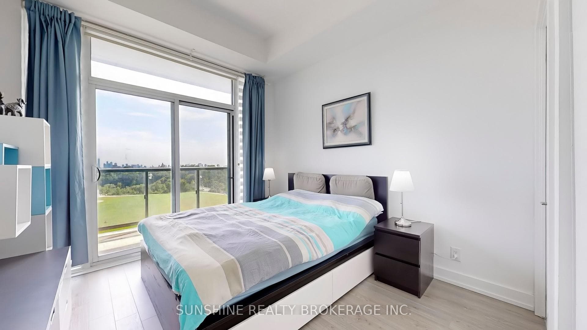 6 Parkwood Avenue Unit 709 photo 14