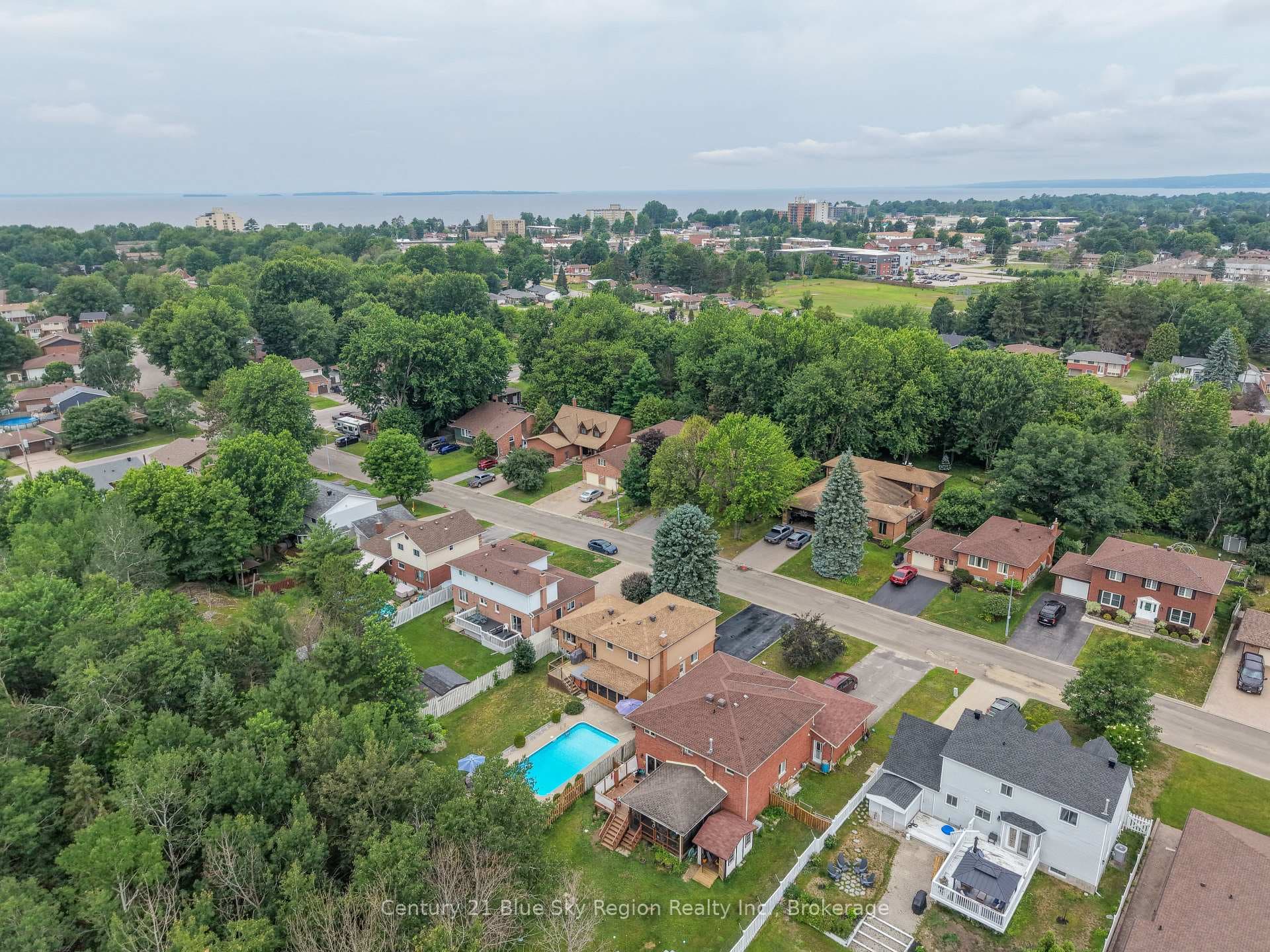 87 Labreche Drive photo 48