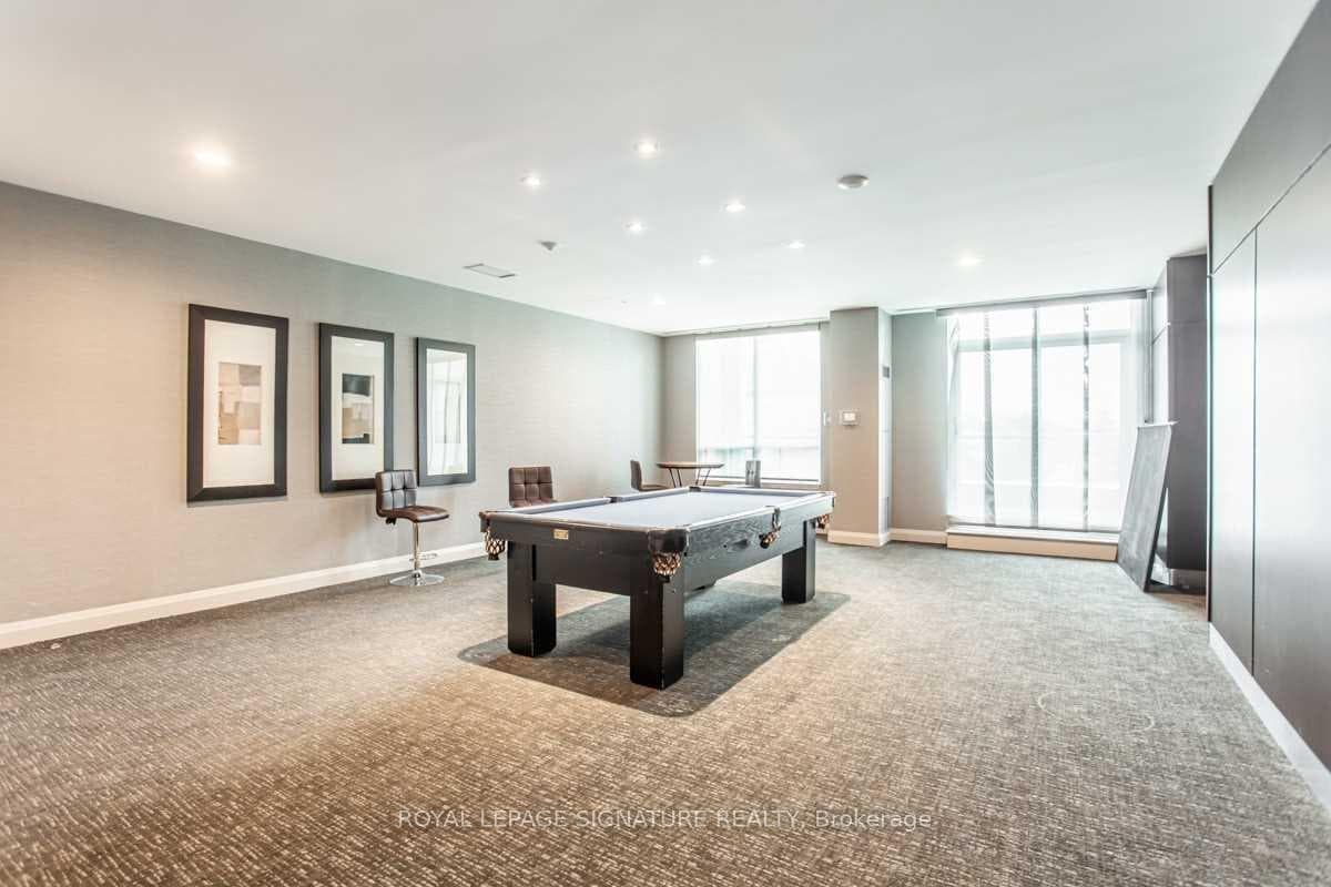 17 Barberry Place Unit 1402 photo 30