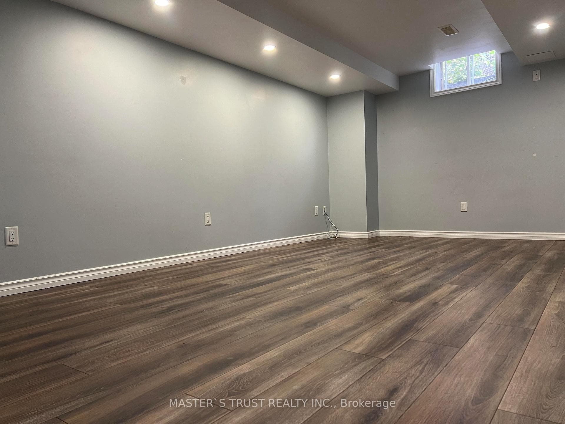 5950 Glen Erin Drive Unit 22 photo 13